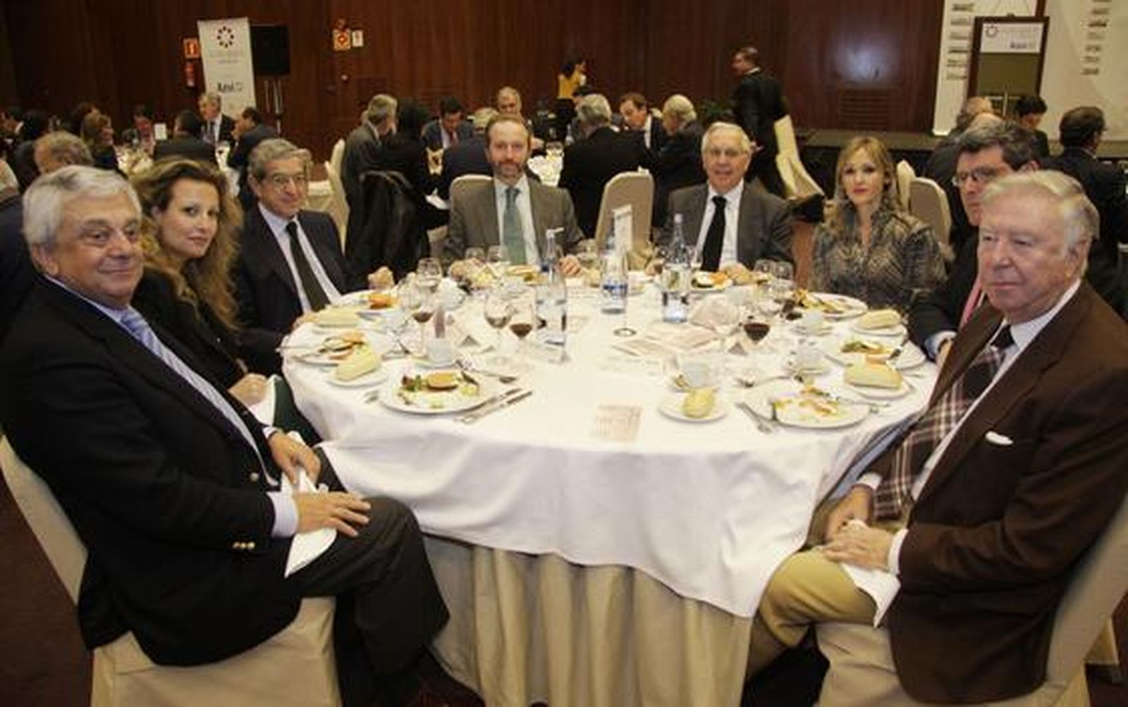 Francisco Herrero, Marita Rufino, Braulio Medel, Rodrigo Charlo, José Luis Ballester, Silvia Otero, Ricardo Tarno y José Luis García Palacios. / Reportaje gráfico: Juan Carlos Vázquez y Victoria Hidalgo