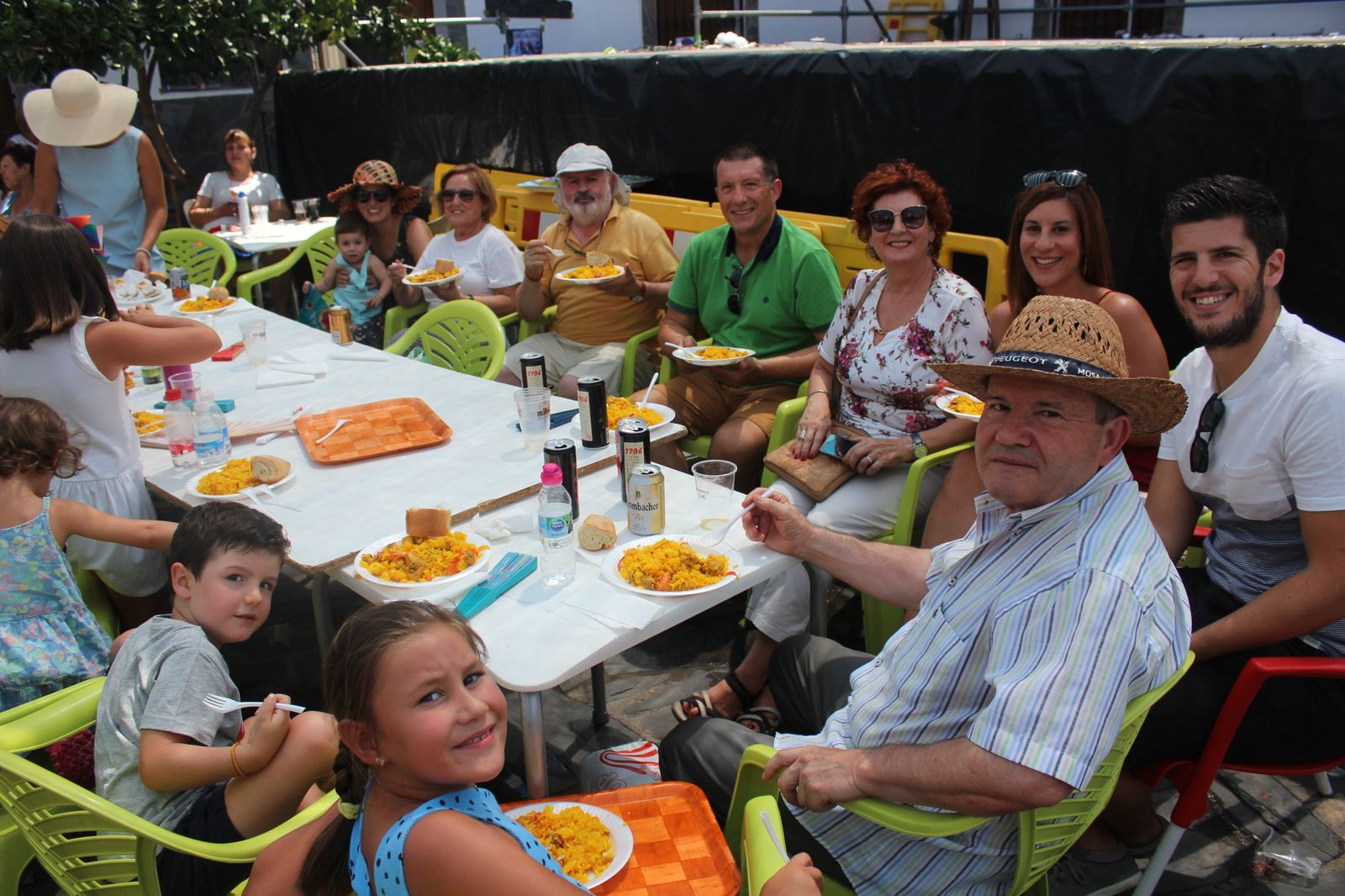 Fotogalería de la paella gigante de Velefique