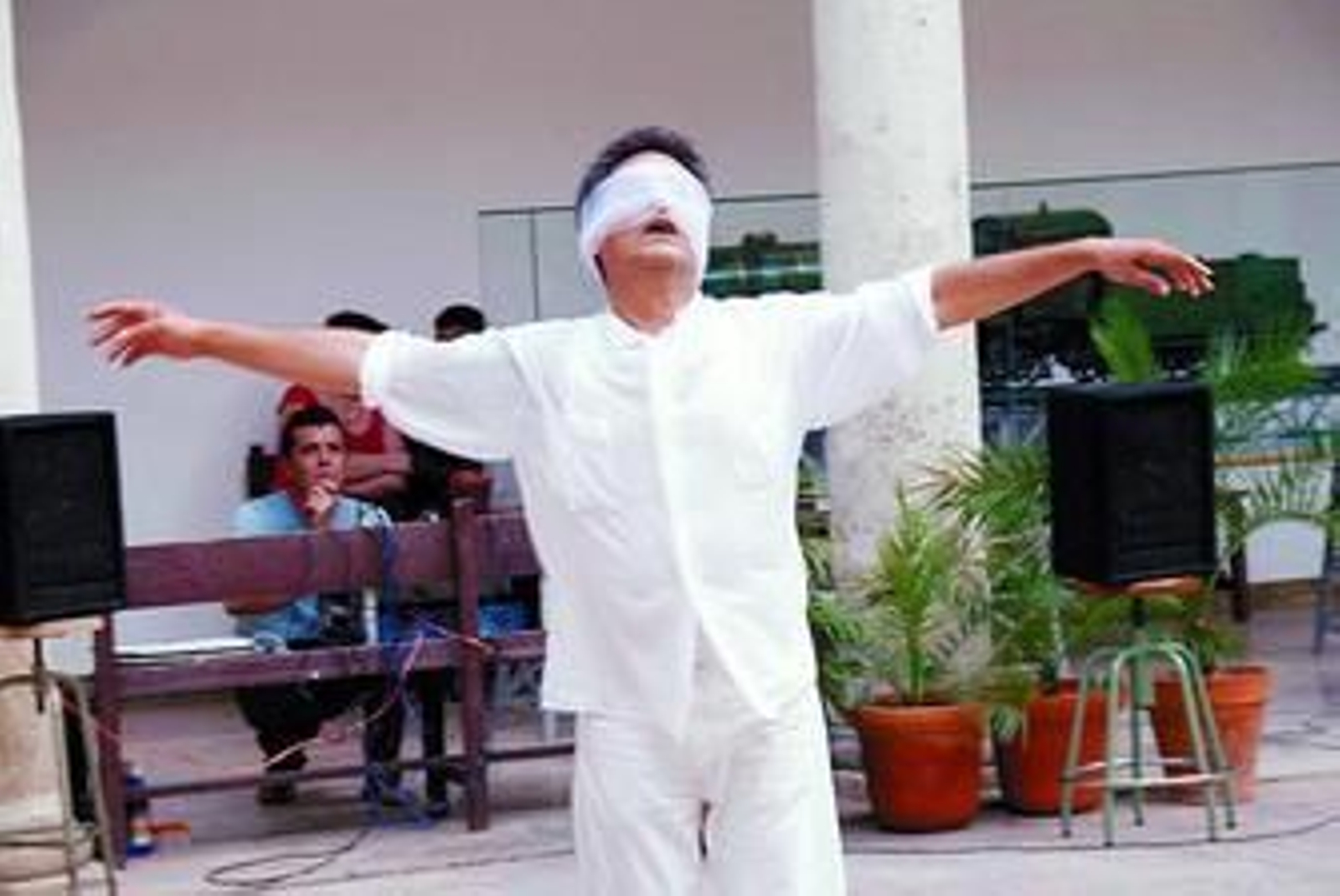 La Semana de la Moda comenzó con varias actuaciones.