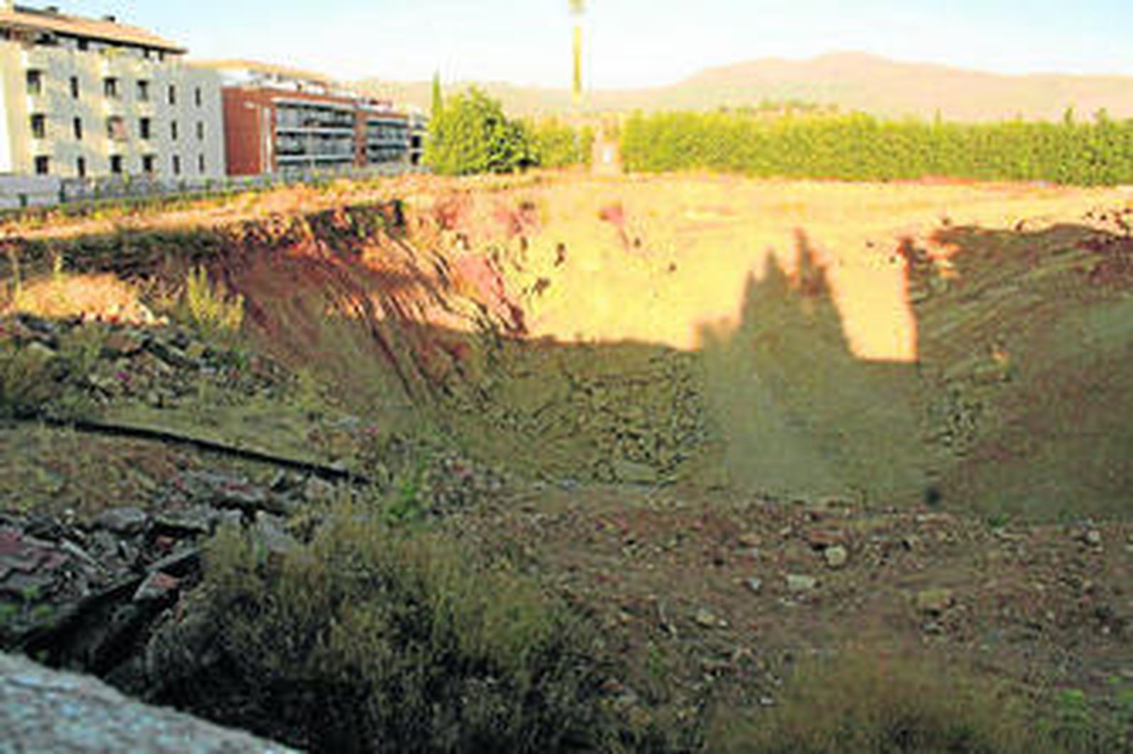 Solar en el que se levantará el futuro centro comercial.