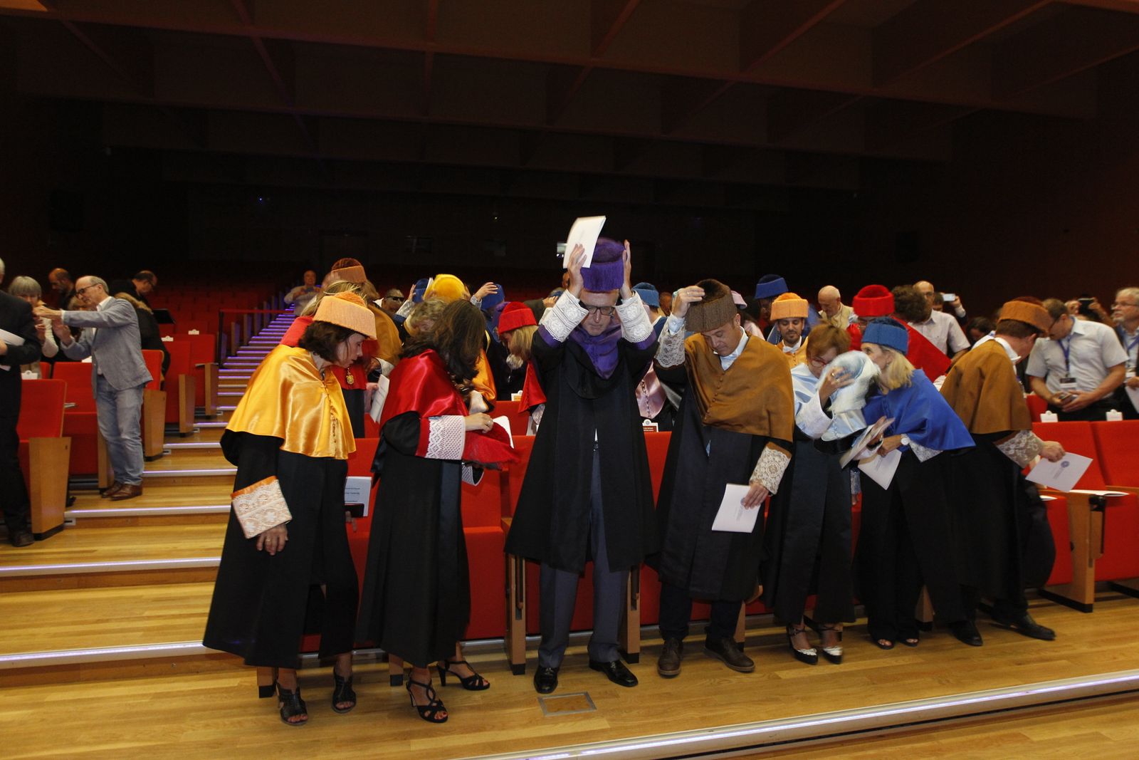 Fotogalería investidura Doctor Honoris Causa Manuel García Velarde. UAL