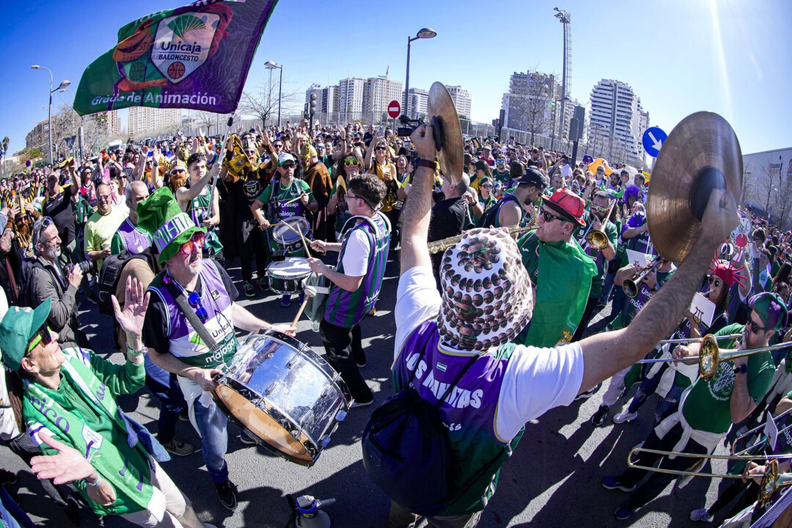 Las fotos del encuentro de aficiones de la Copa del Rey de Valencia
