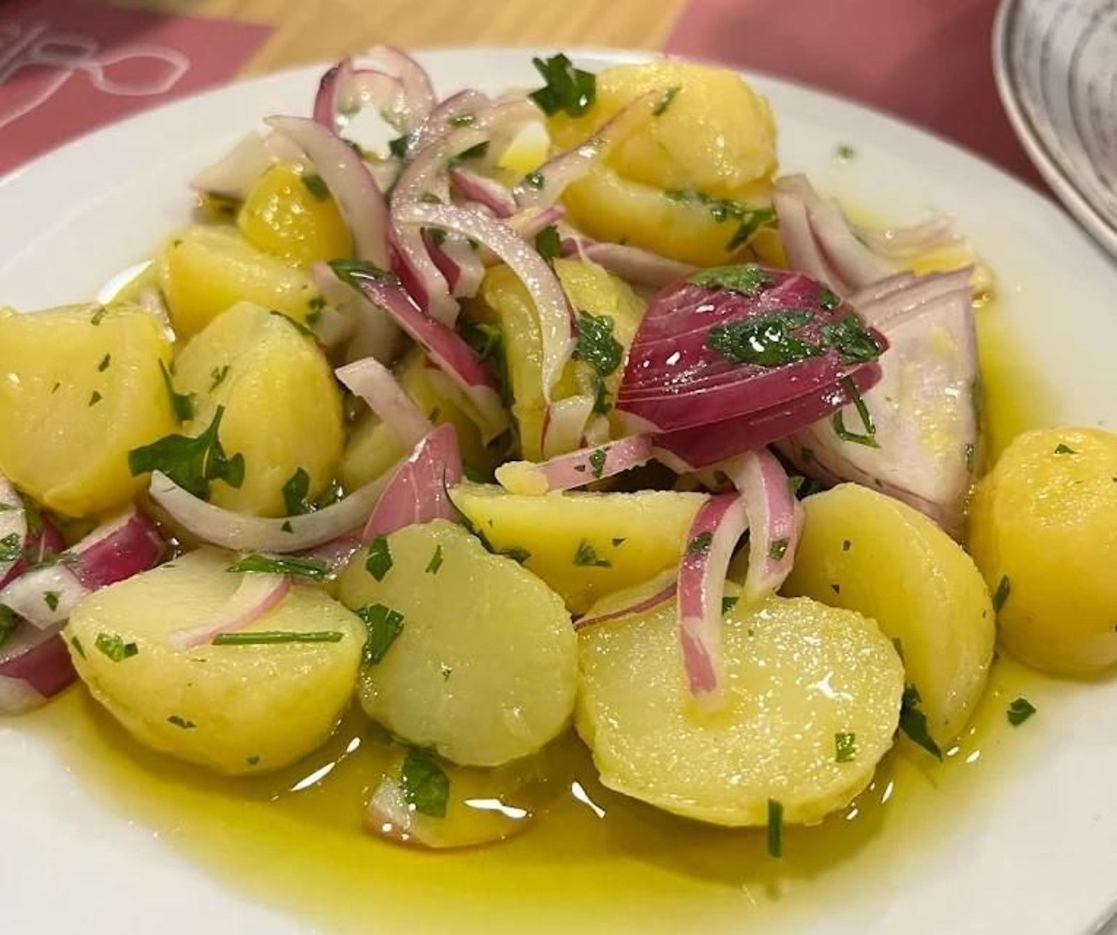 Casa Rafael Vinos y Tapas - Dirección: C. Periodista Emilio López, 7