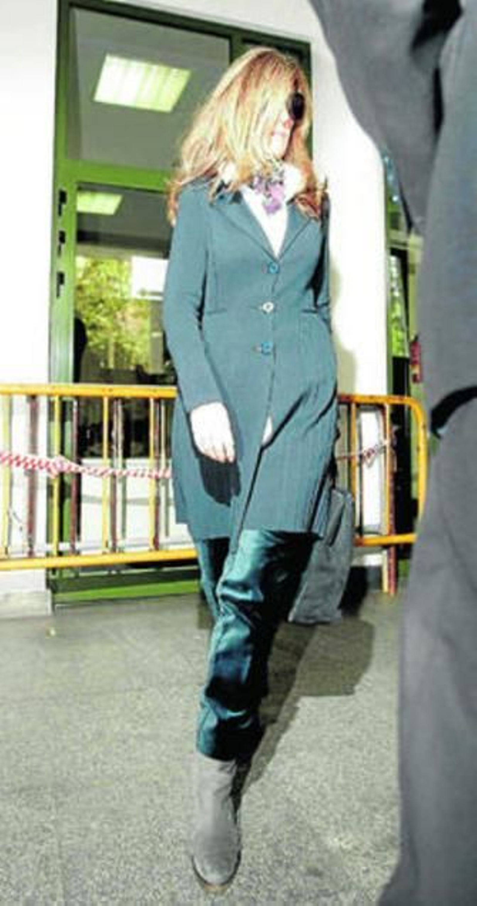 Rosalía Iglesias, esposa de Luis Bárcenas, al llegar ayer al TS.