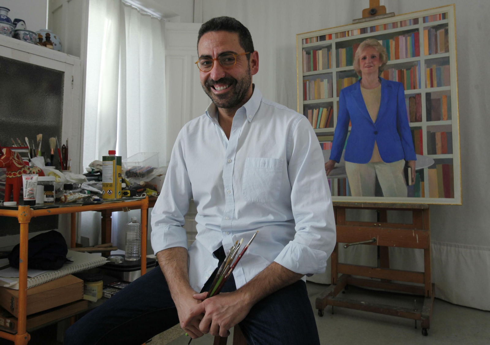 "El retrato me ahorra ir al psicólogo. El pincel es mi diván"