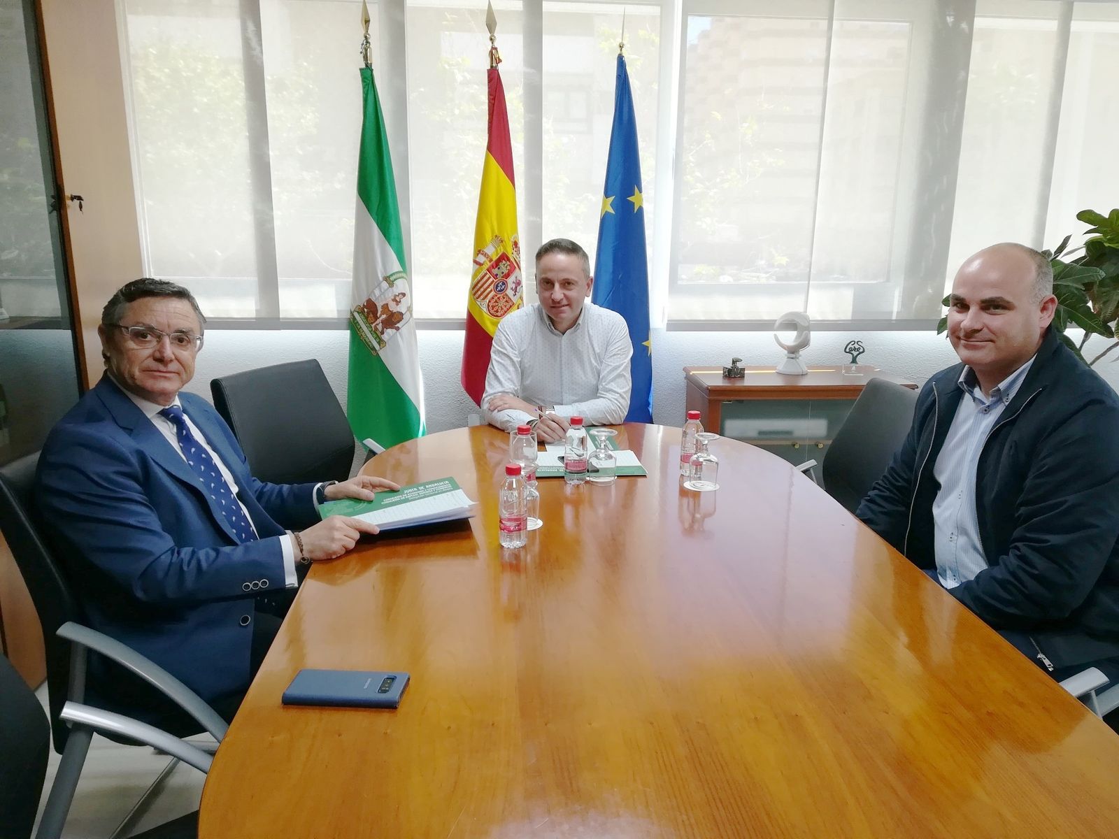 Entrega del permiso de investigación minera a la empresa Triturados Macael