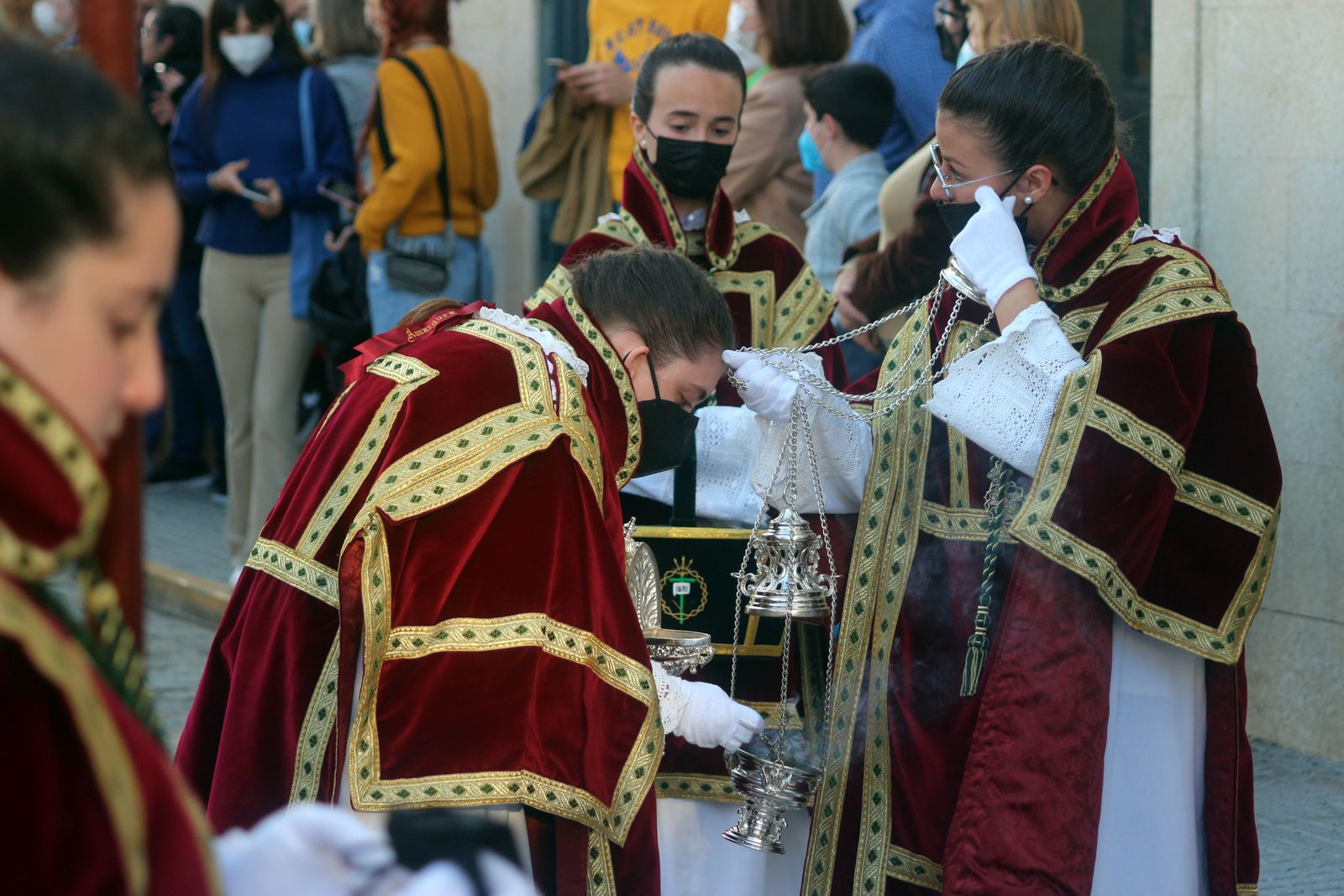 Las imágenes del Miércoles Santo en Puerto Real: Hermandad de la Vera-Cruz