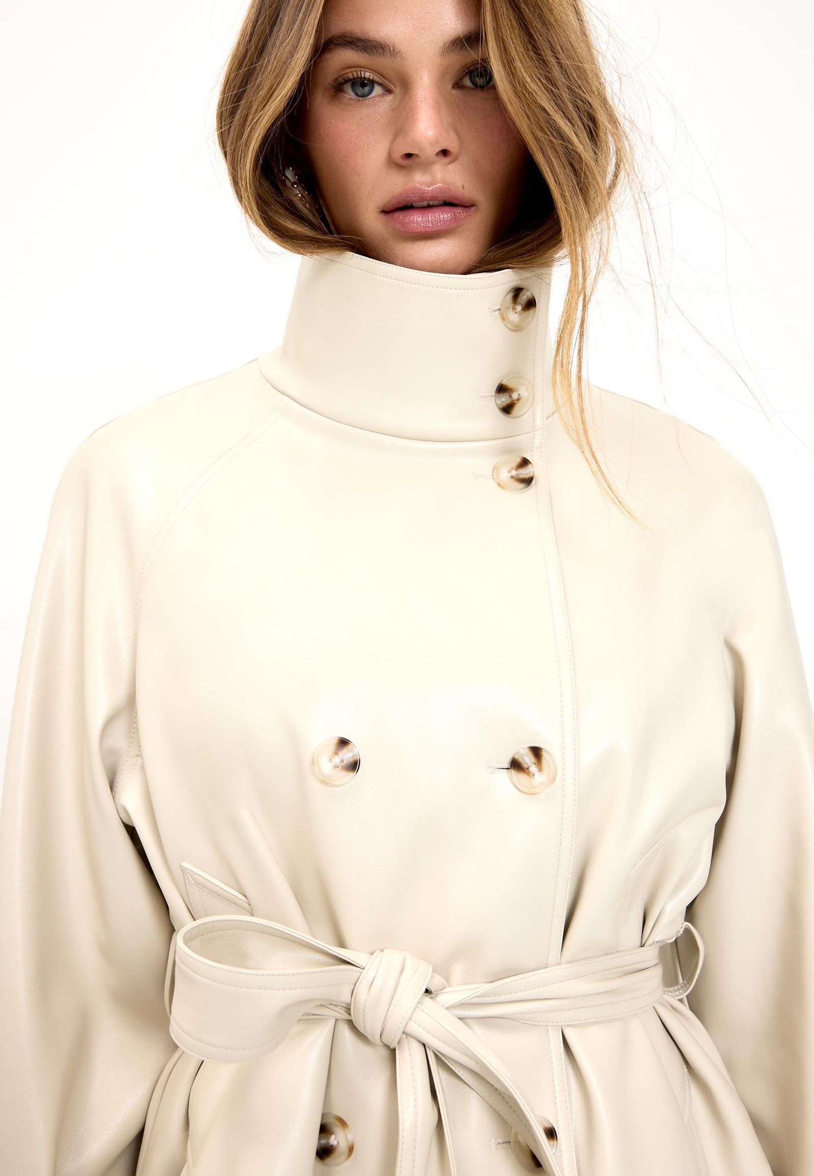 Chaqueta de Stradivarius.