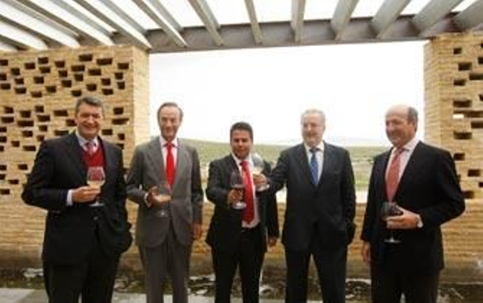 'Entrechuelos' se viste de largo