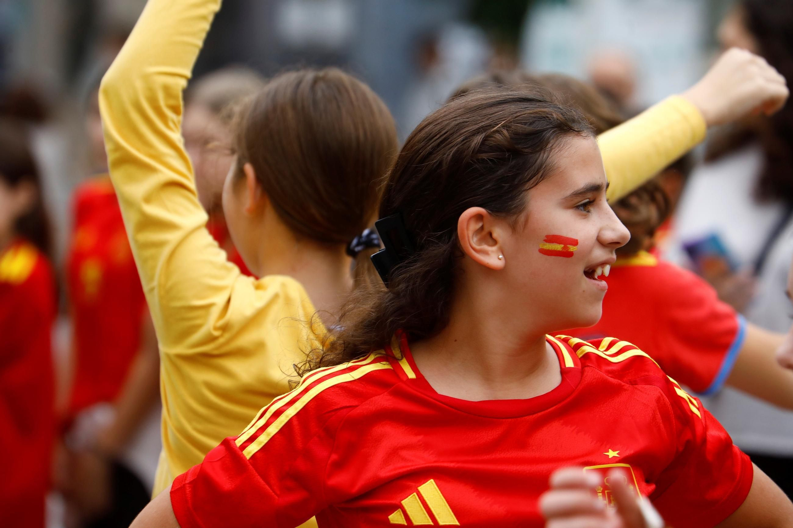 Los colegios de Córdoba disfrutan de la Fan Zone de la selección española, en imágenes