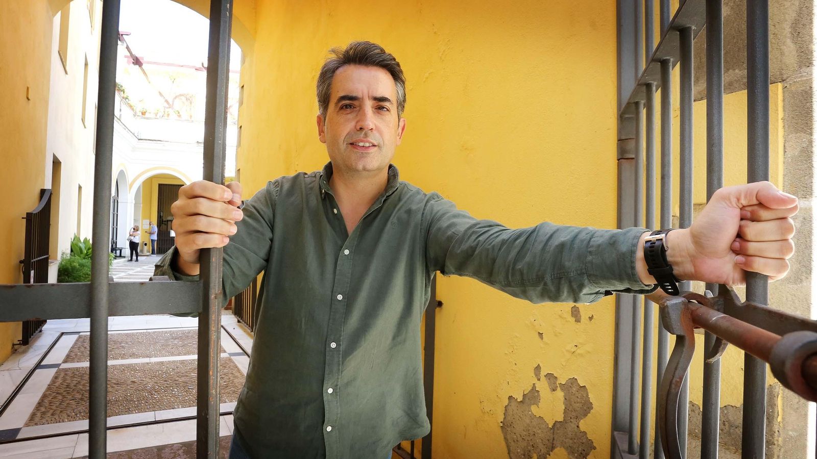 Antonio Saldaña Antonio Saldaña