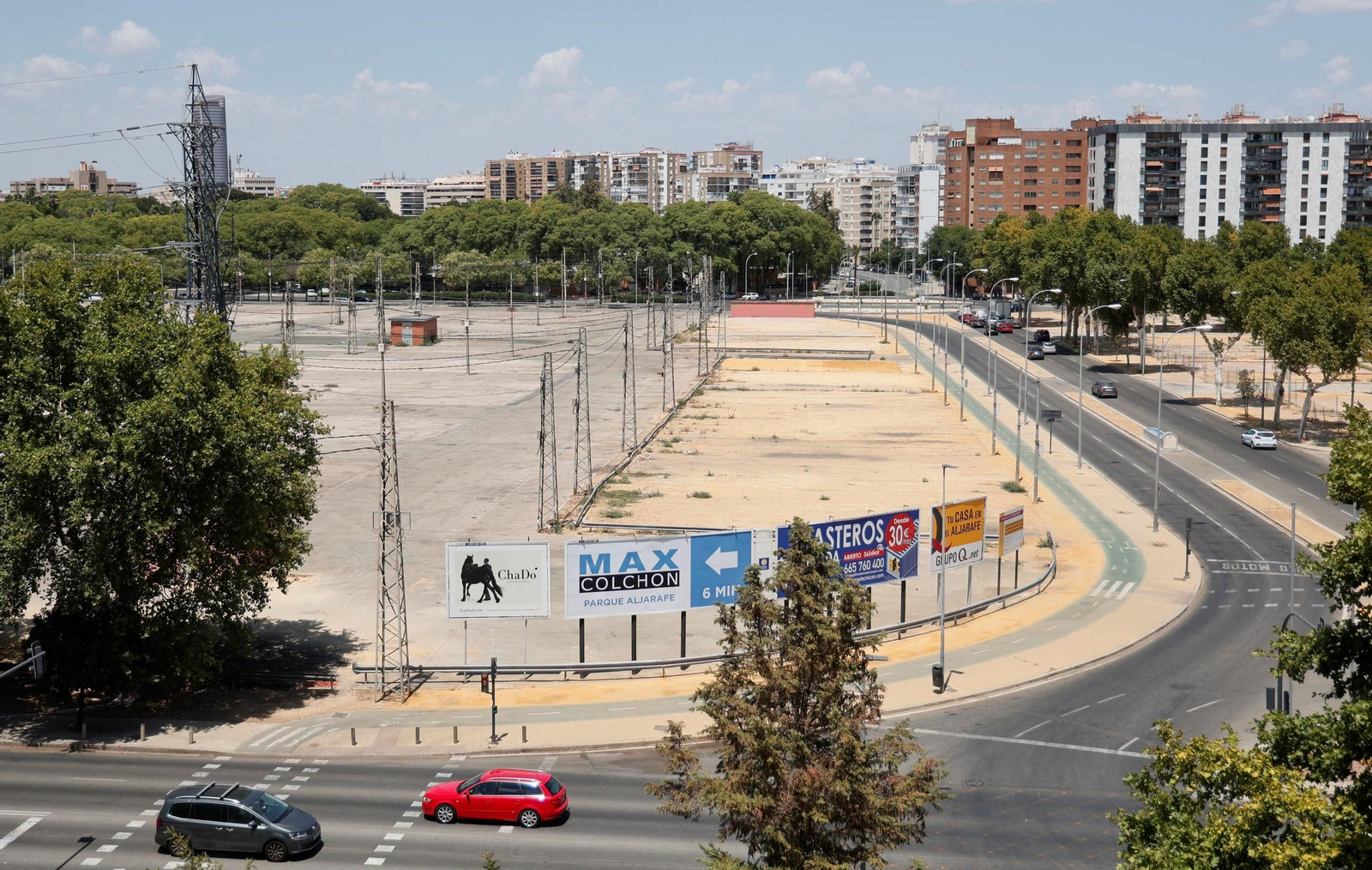 Vista aéra de la zona de la Feria que ganará 220 casetas y cuatro calles.