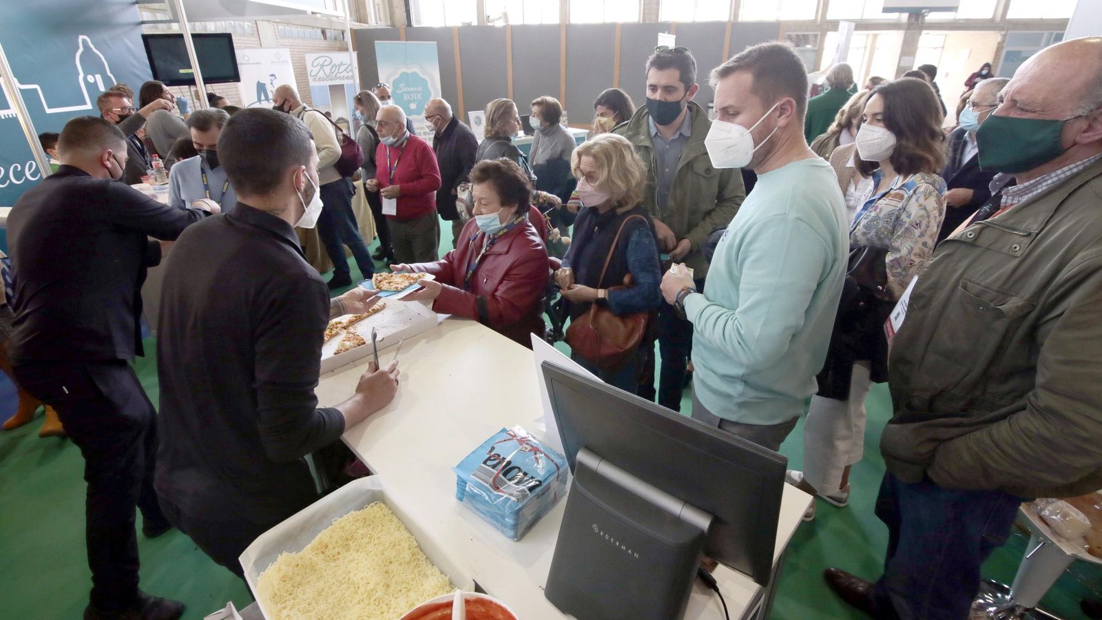Otro de los stands de la Feria.