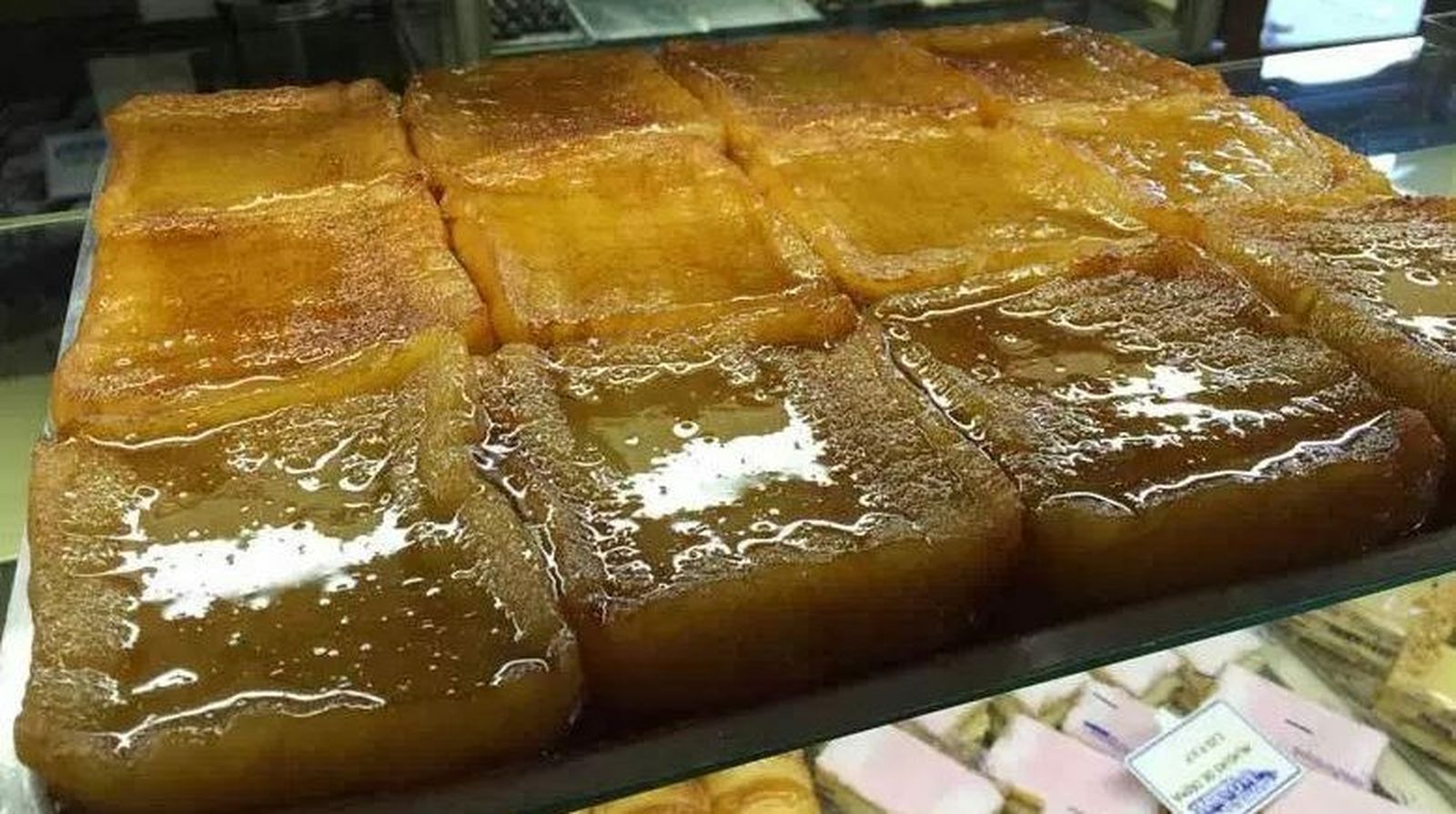 Torrijas de la confitería La Campana