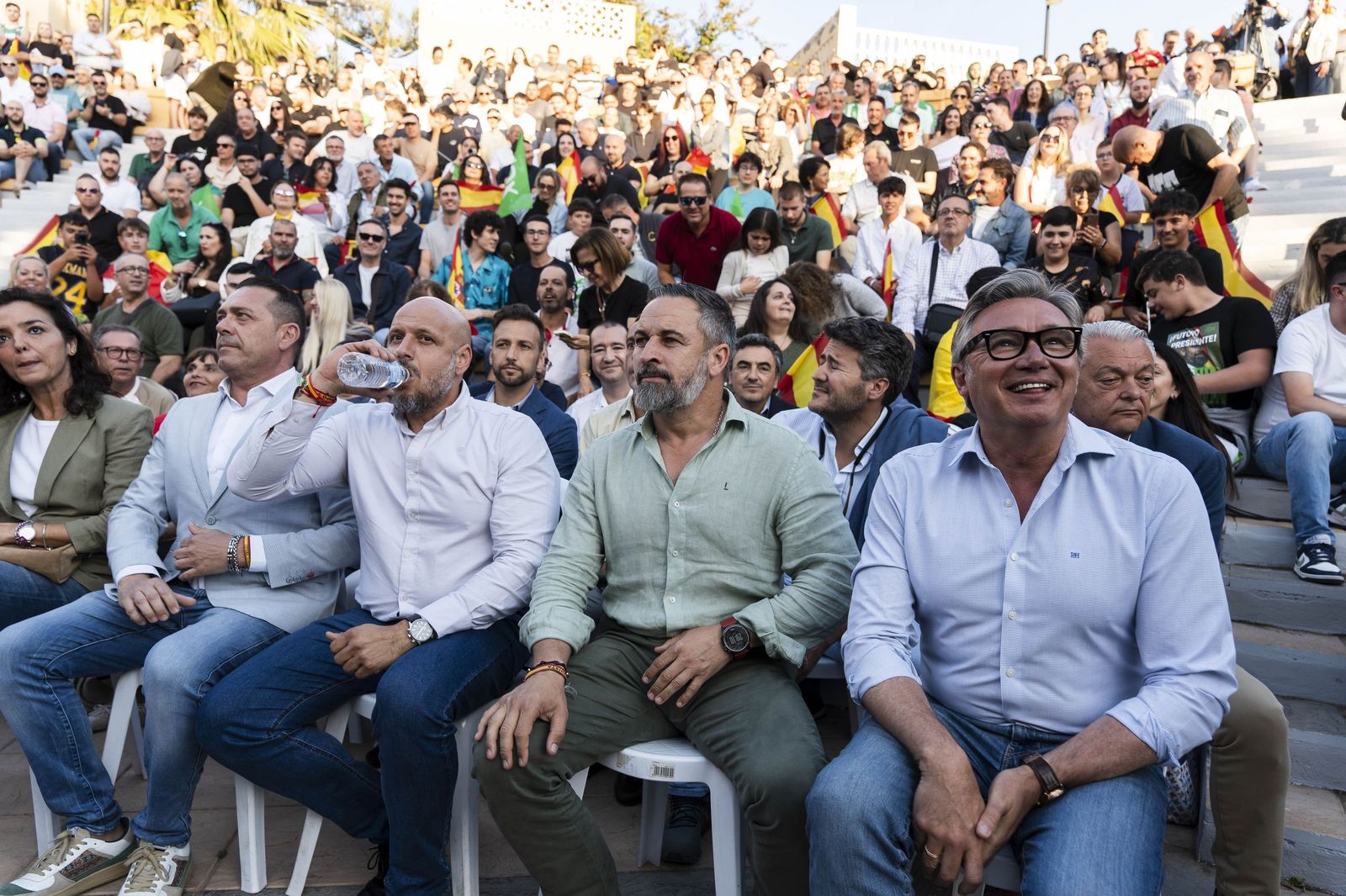 Las imágenes del mitin de Vox con Santiago Abascal y Manuel Gavira en ...