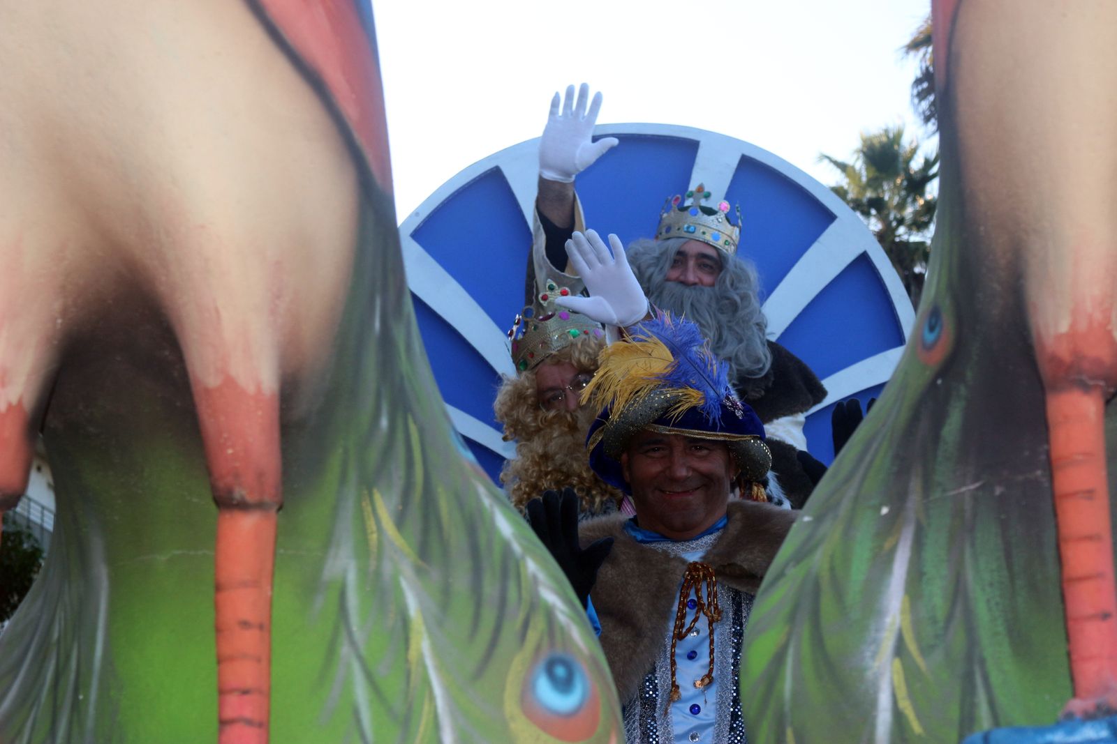 Los Reyes Magos visitan la barriada Río San Pedro