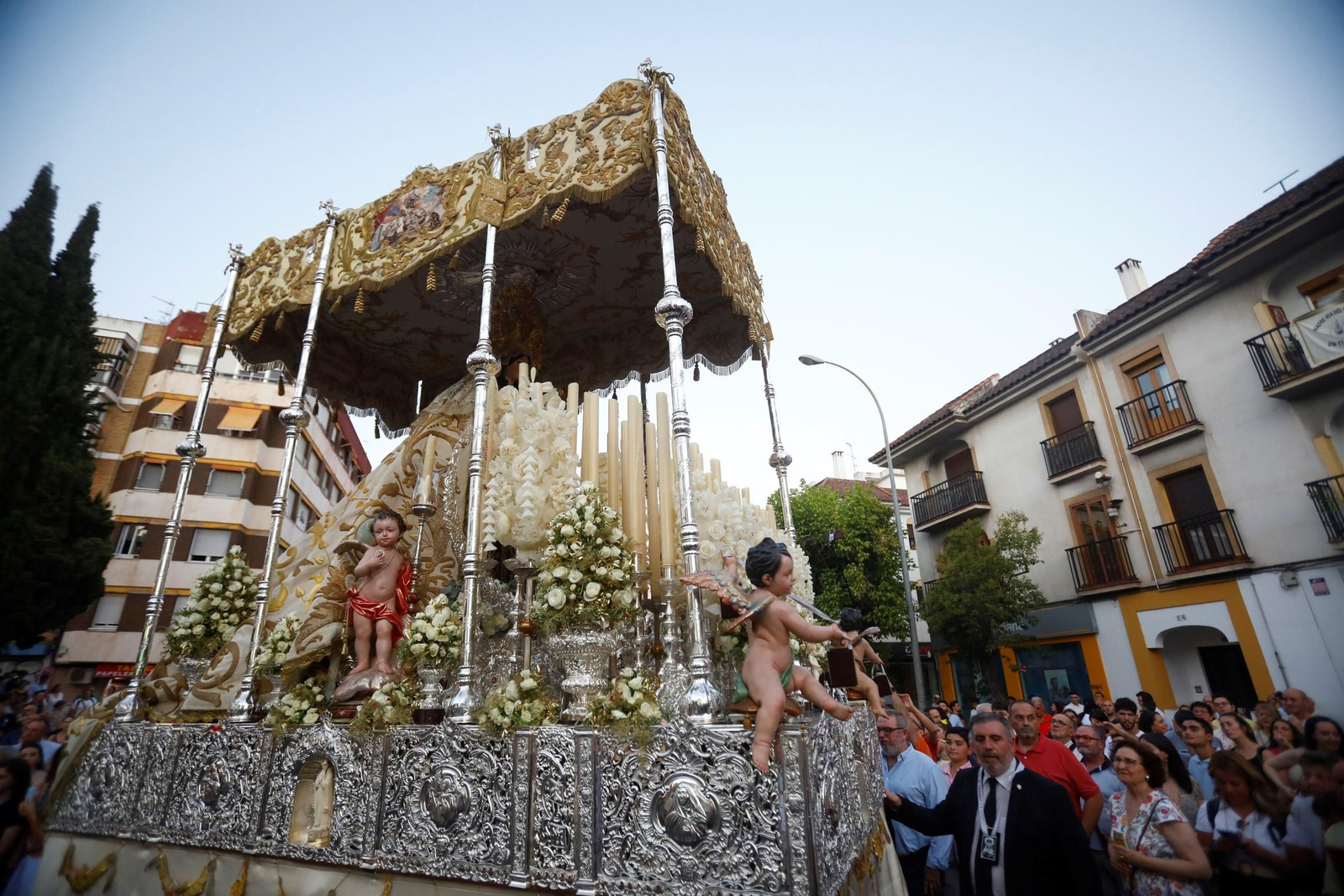 Las mejores fotos de la procesión de la Virgen del Carmen de San Cayetano de Córdoba