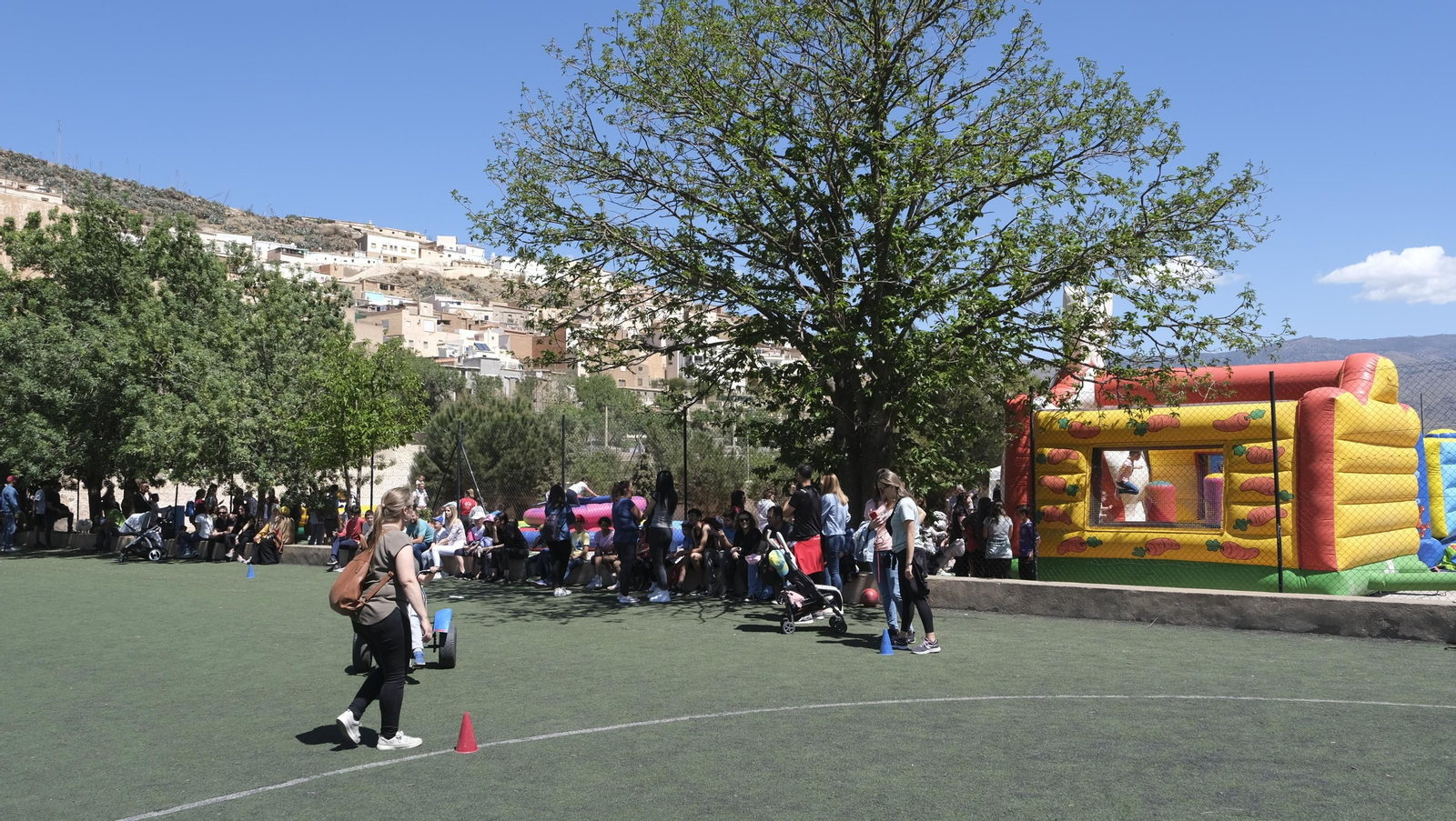 Imágenes de los juegos infantiles en las Fiestas de Abla