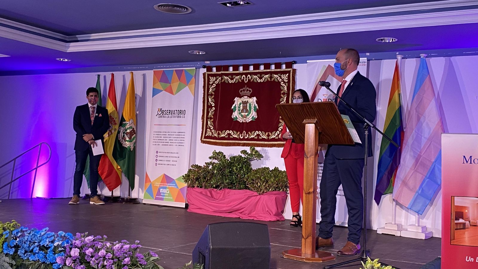 Miguel Alconchel, alcalde de Los Barrios, durante su intervención.