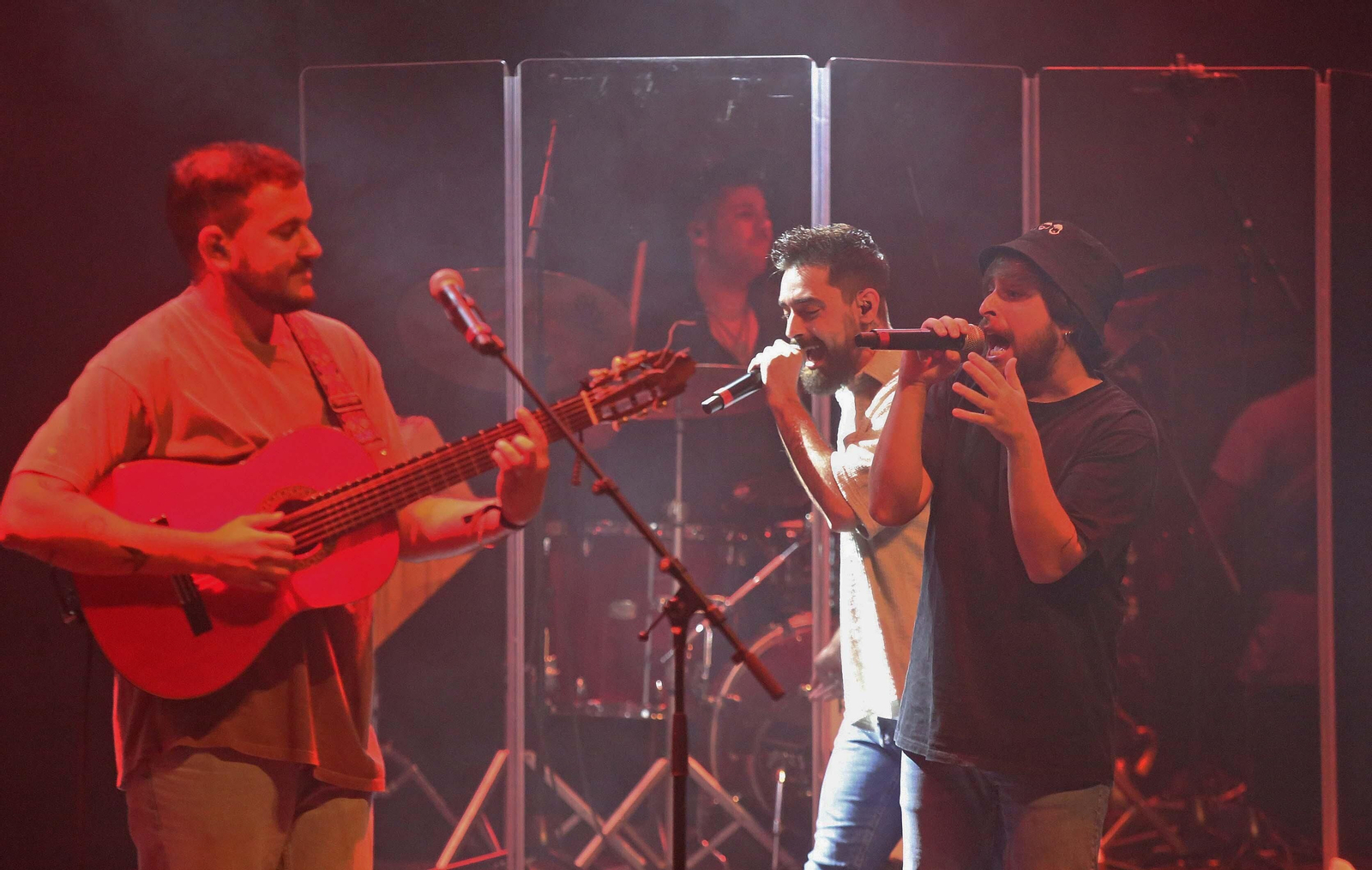 Fotos del concierto de El Duende Callejero en La Línea