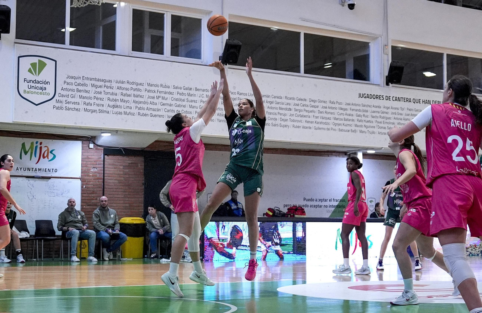 El Unicaja Mijas derrota a Castelló (77-69)