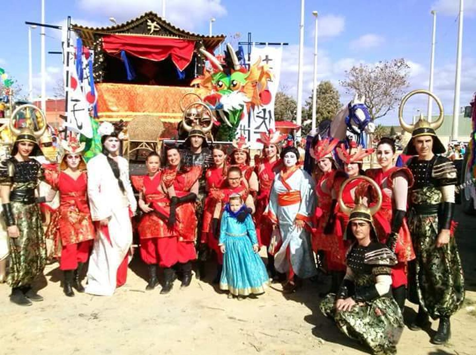 Una instantánea del grupo de disfraces 'Los Bocachas', que sale en la cabalgata del municipio desde hace 32 años.