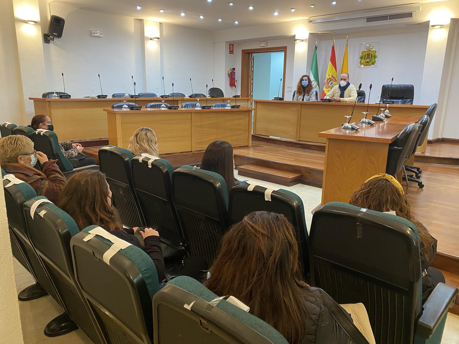 Acto de bienvenida a los nuevos trabajadores municipales de Los Barrios.