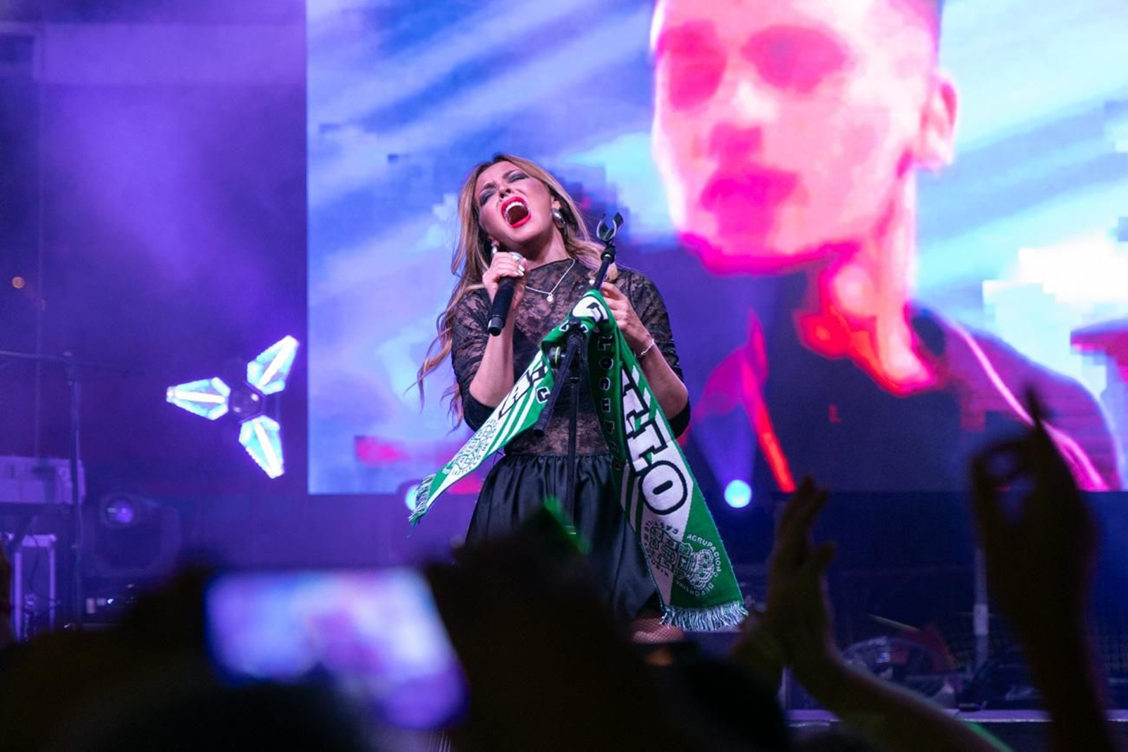 Así comienzan la Feria en honor a Nuestro Padre Jesús Nazareno en el Castillo de Locubín