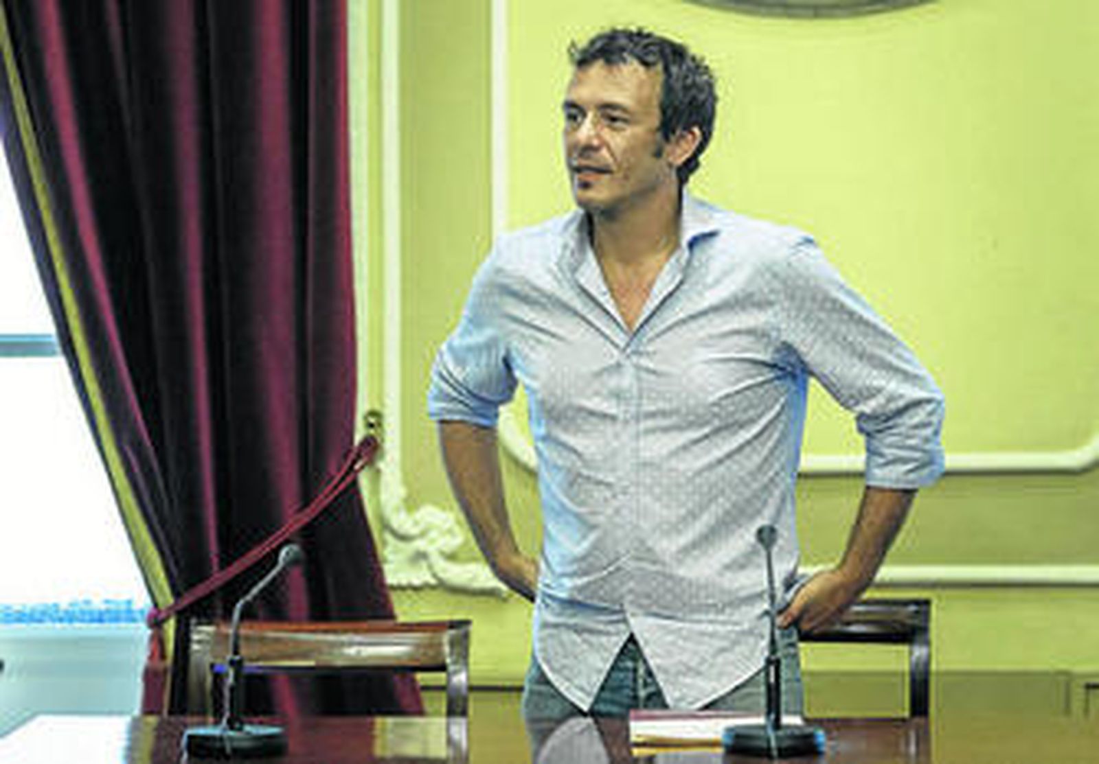 José María González en un momento de la rueda de prensa celebrada ayer en el Ayuntamiento.