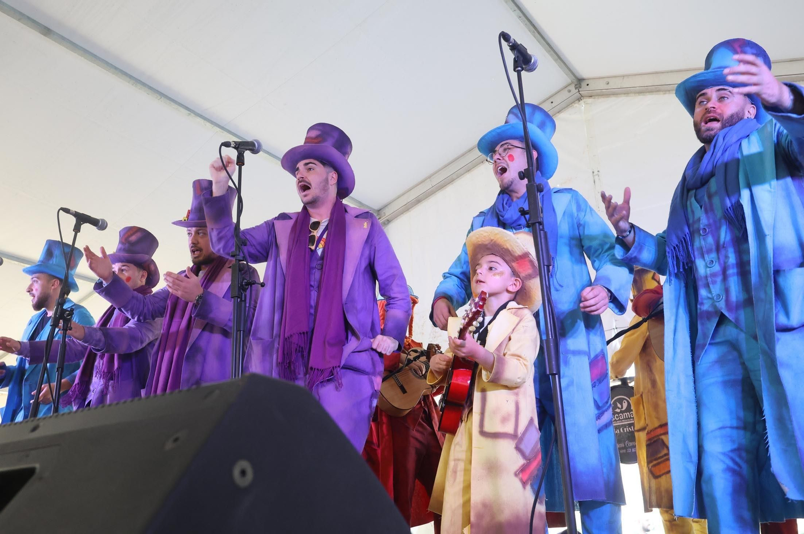 Imágenes del gran ambiente en el carrusel de agrupaciones del Carnaval Colombino 2024