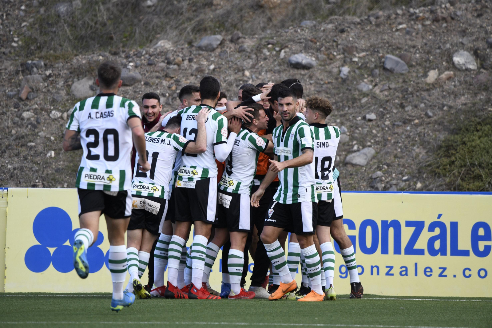 Las imágenes del empate del Córdoba CF ante Las Palmas Atlético