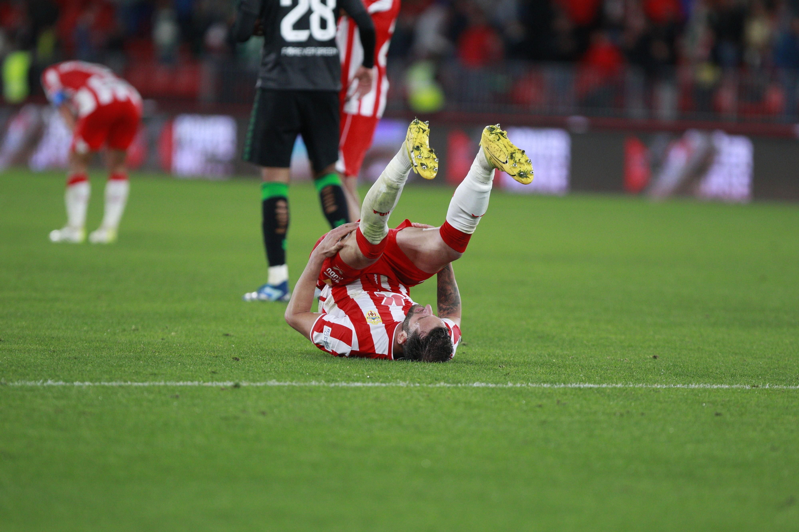 Imágenes del partido de fútbol U.D. Almería-Real Betis Balompié