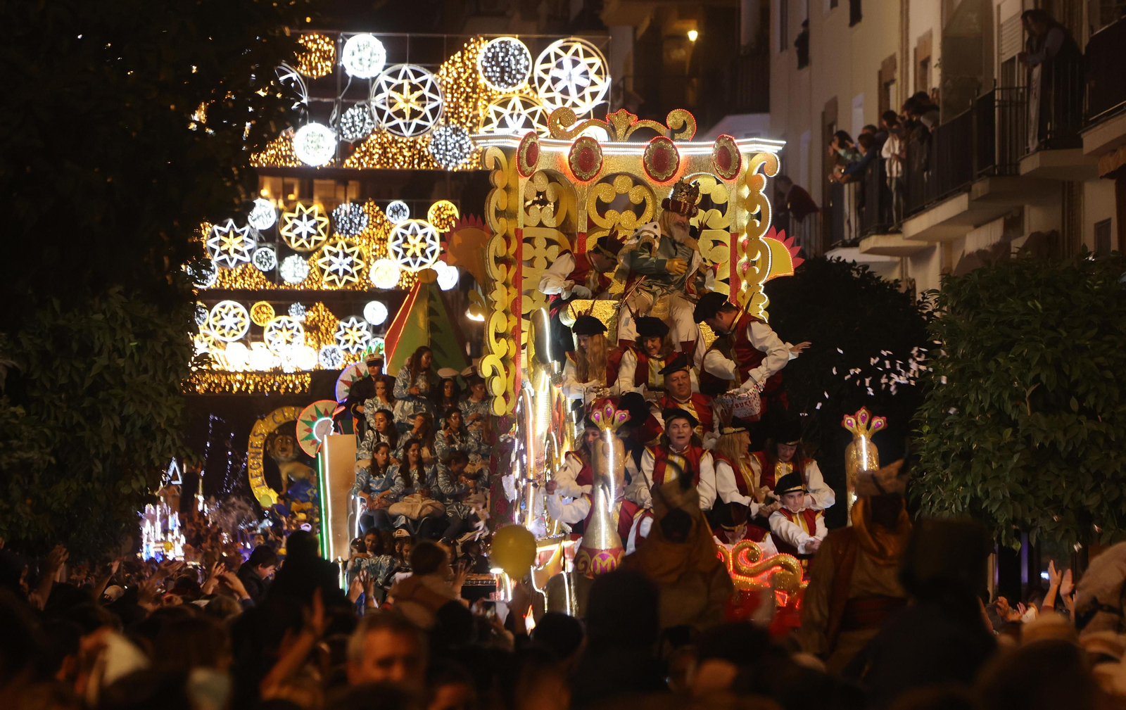 Las mejores imágenes de la noche de la Cabalgata de Reyes
