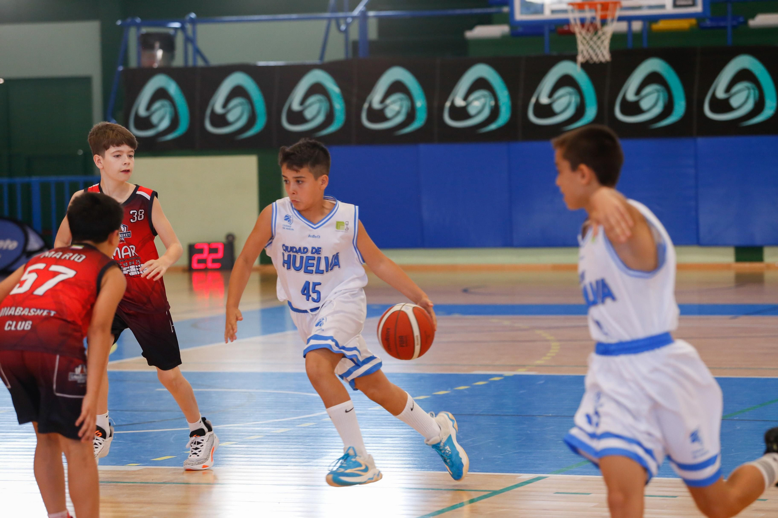 Las fotos de la tercera jornada del Cadeba mini masculino de La Linea