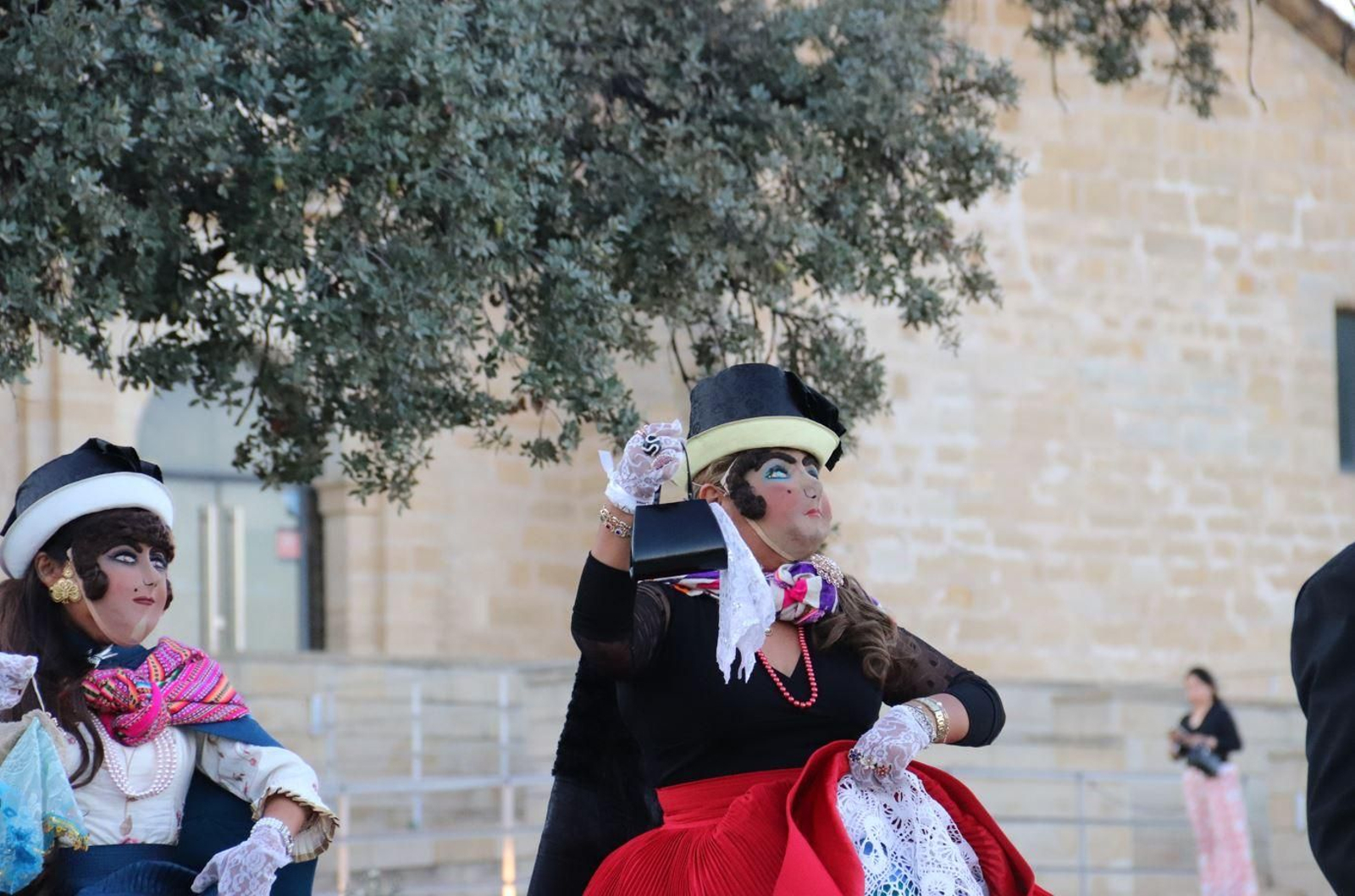 La Tunantada peruana recorre las calles de Montilla, en imágenes