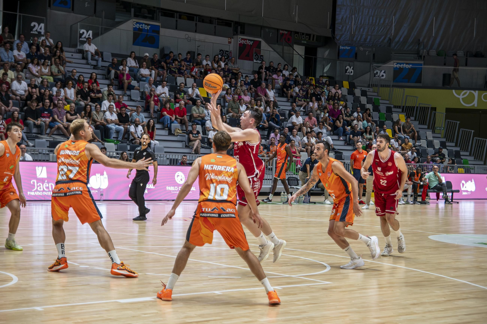 Los capitalinos hincaron la rodilla ante un rival que fue superior.