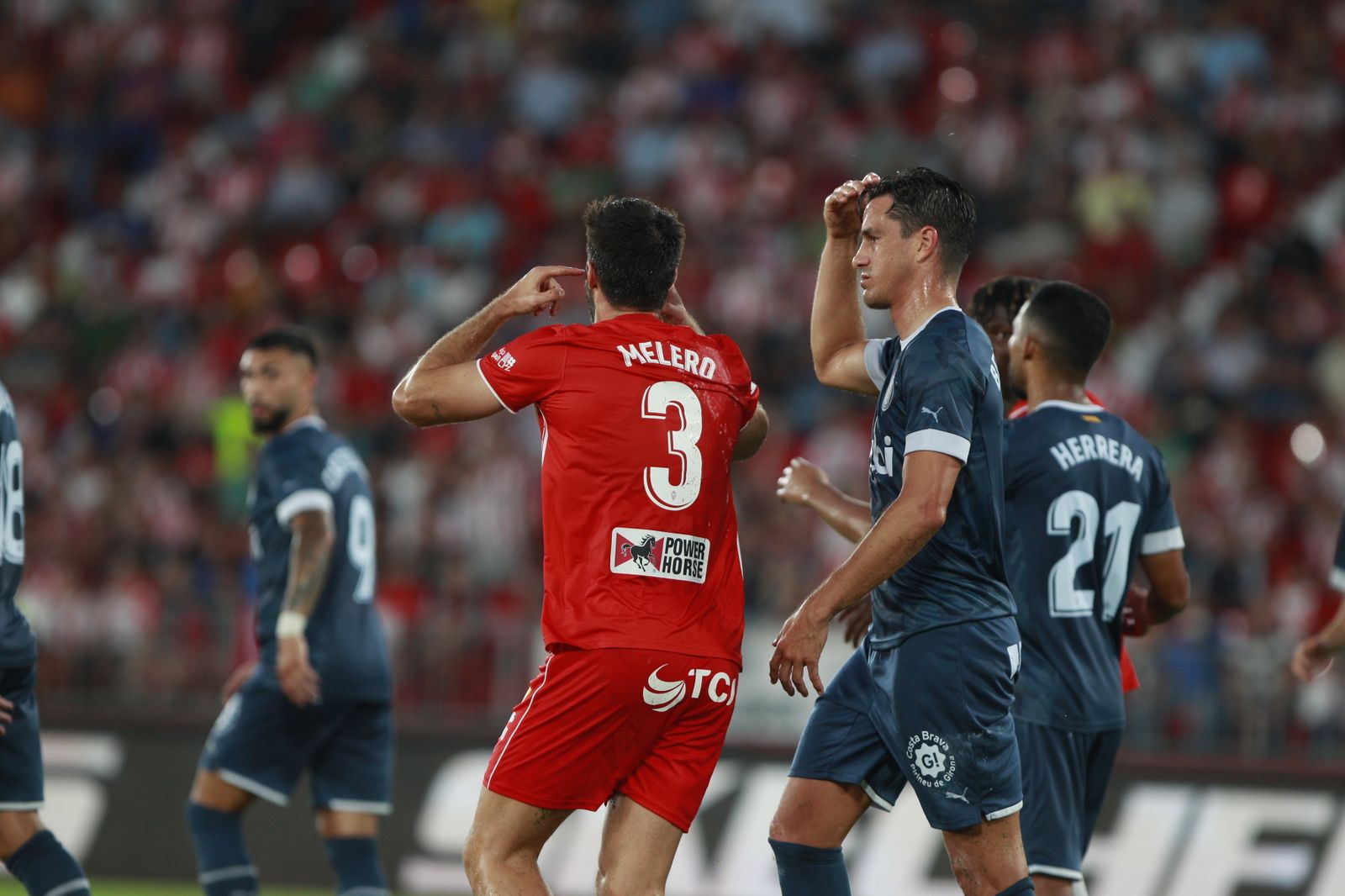 Imágenes del partido de fútbol U.D. Almería-Girona F.C.