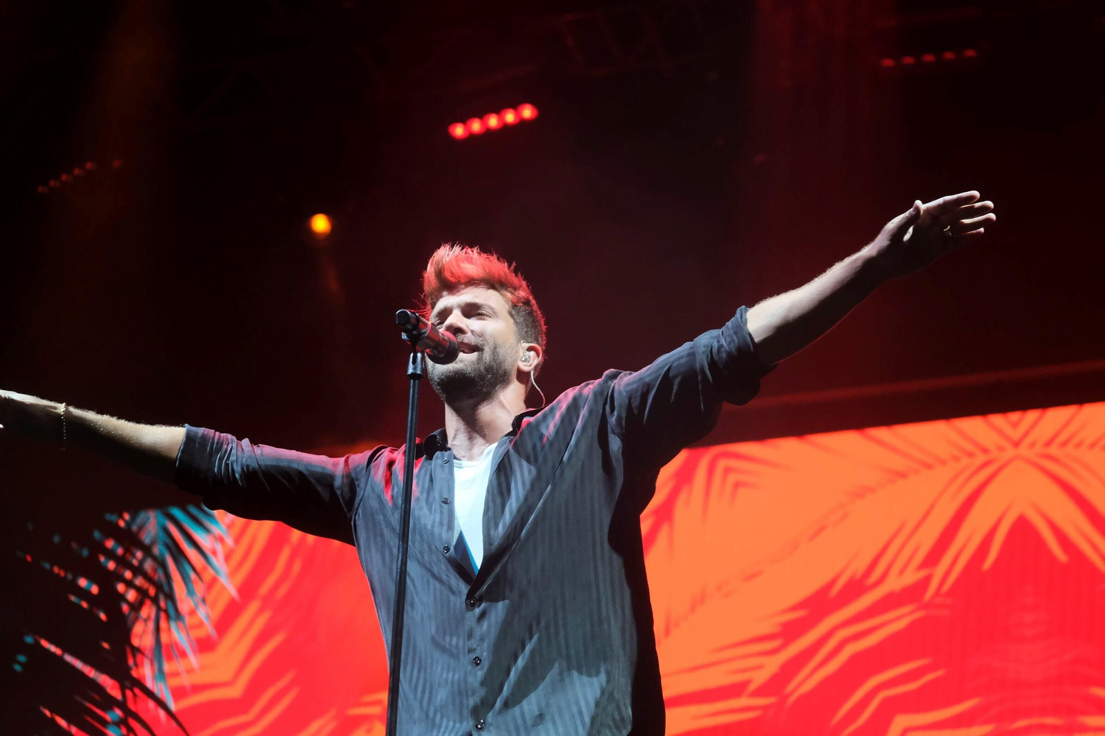 Las mejores imágenes del concierto de Pablo Alborán en la plaza de toros de Córdoba