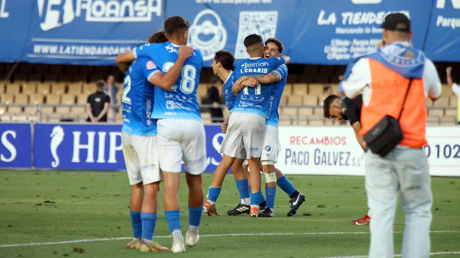Imágenes de la victoria del Xerez DFC contra el Ceuta B en la fase de ascenso