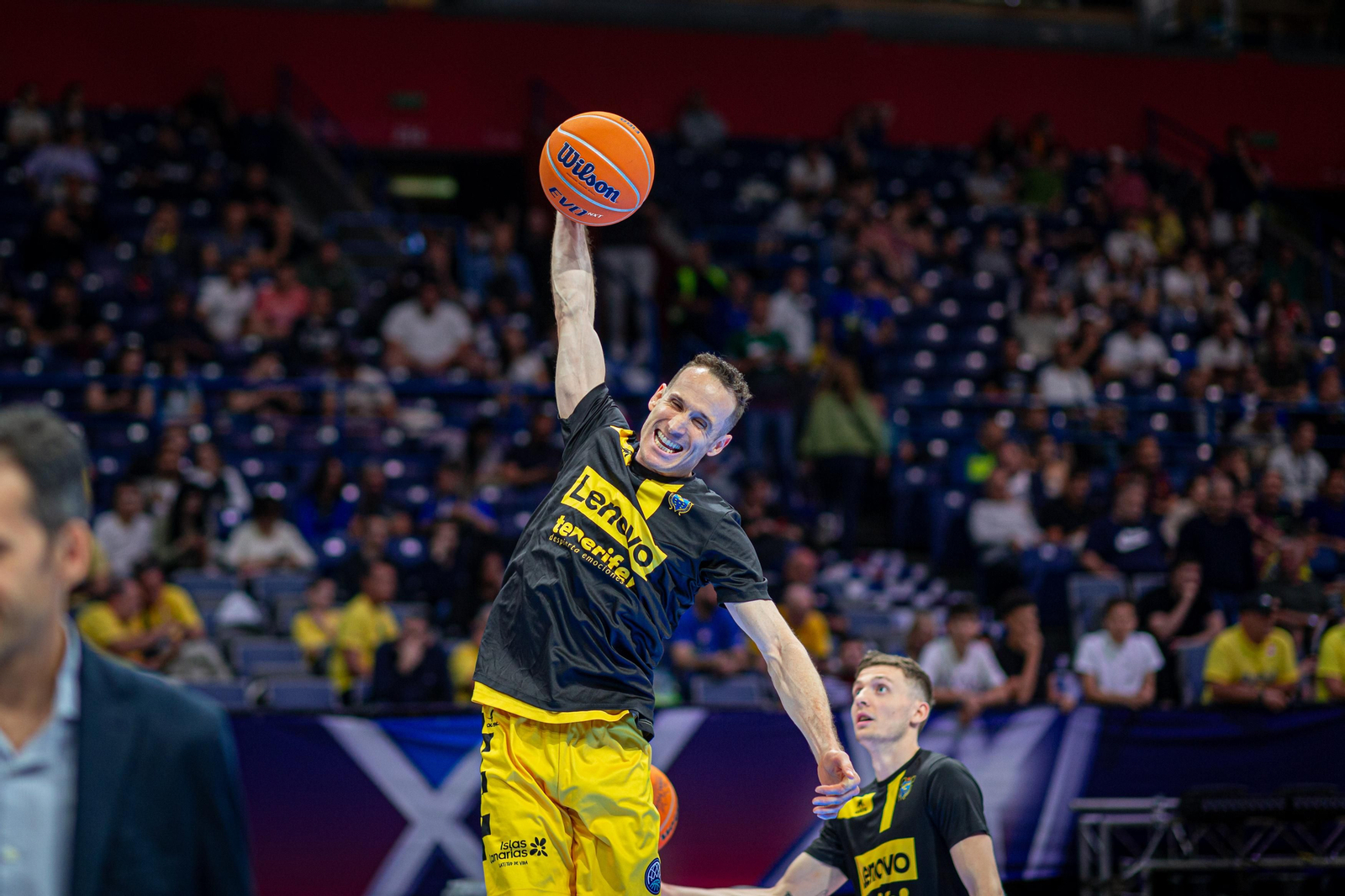 Las fotos de la final de la BCL entre Lenovo Tenerife y Unicaja Baloncesto