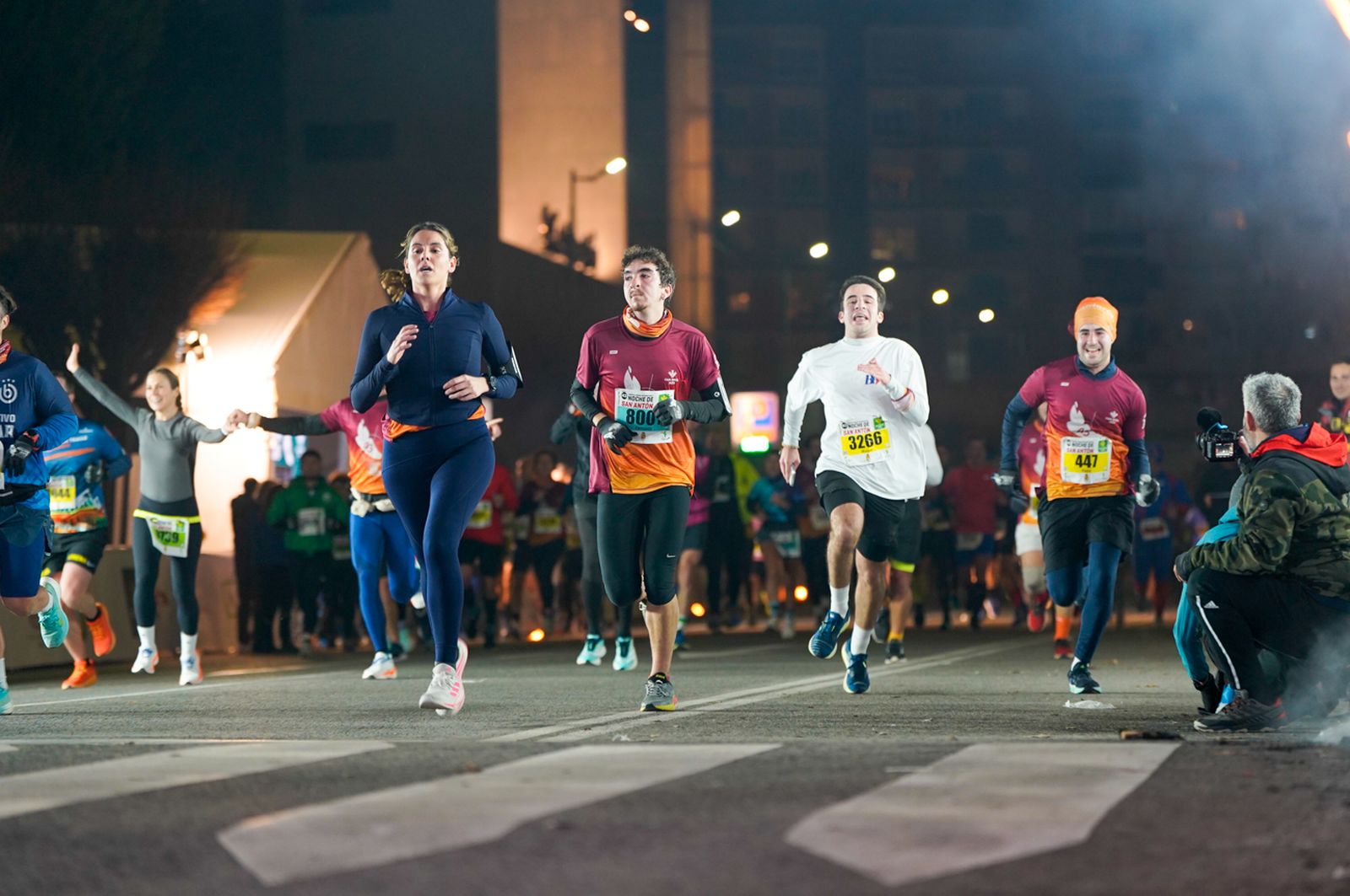 En imágenes: búscate en tu llegada a meta de la Carrera de San Antón 2026 (11)