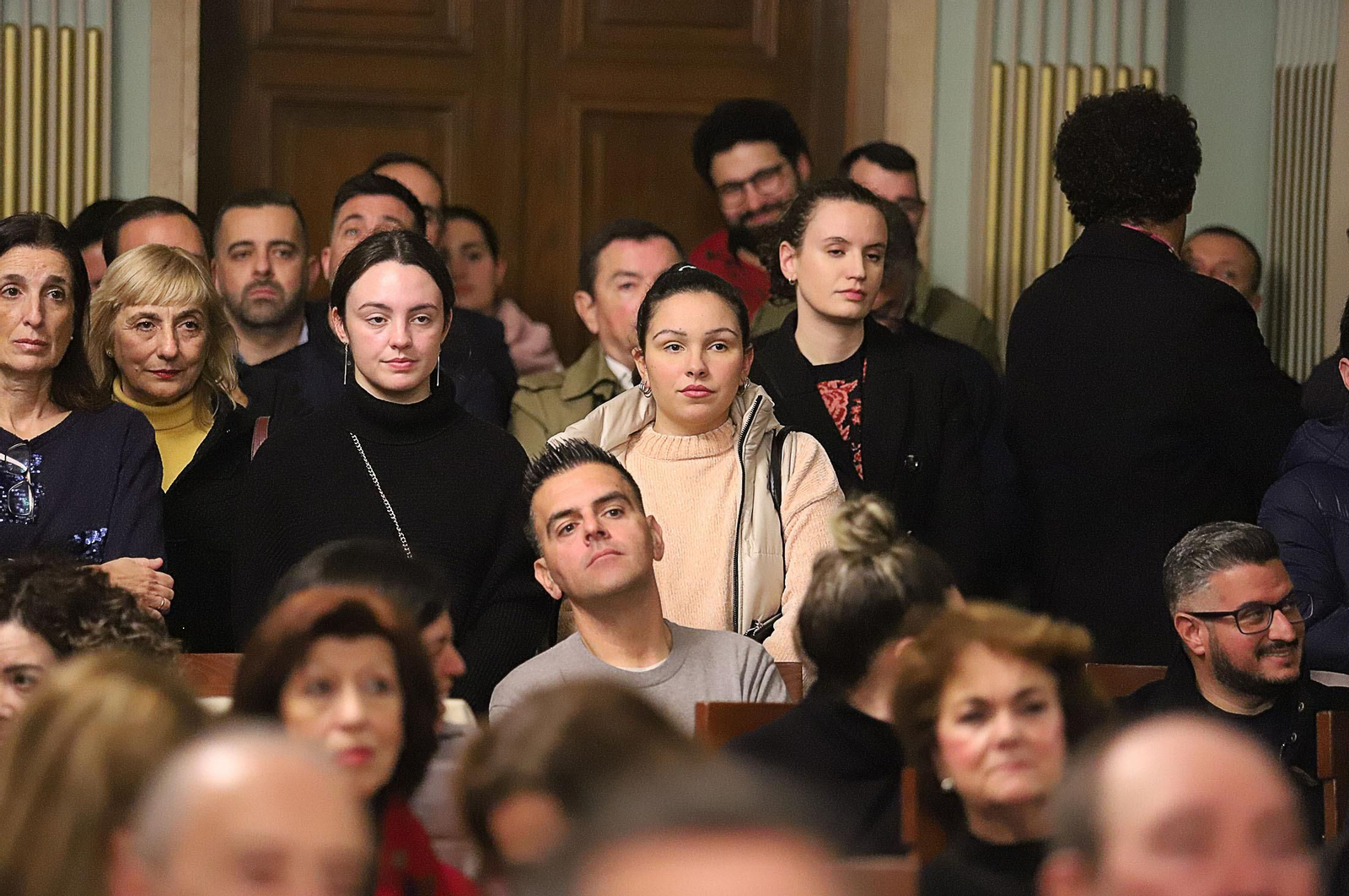 Imágenes del cartel de la Semana Santa 2023 de Huelva en su presentación