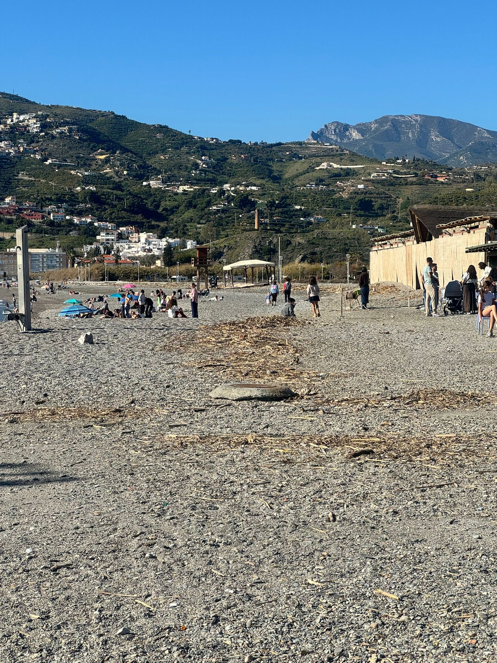 Imagen de una de las playas de Salobreña remitida por el PP de la localidad.