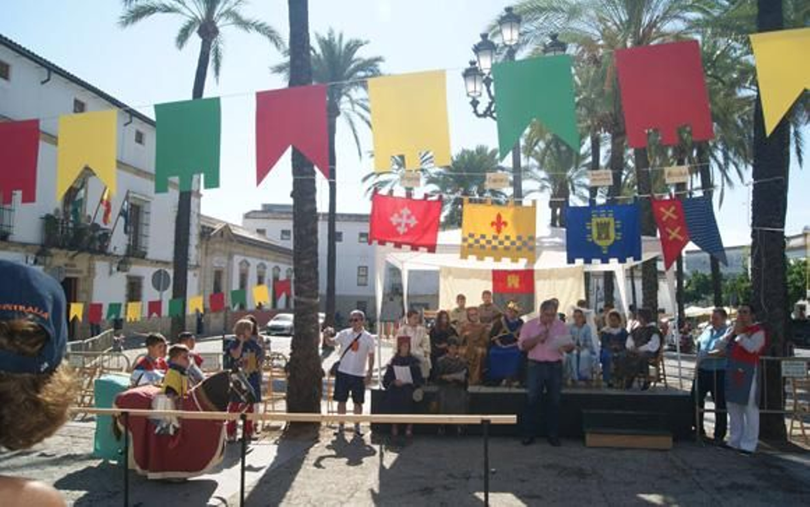 Actividad Caballos y Caballeros en el Medievo celebrada en la Plaza del Mercado.
