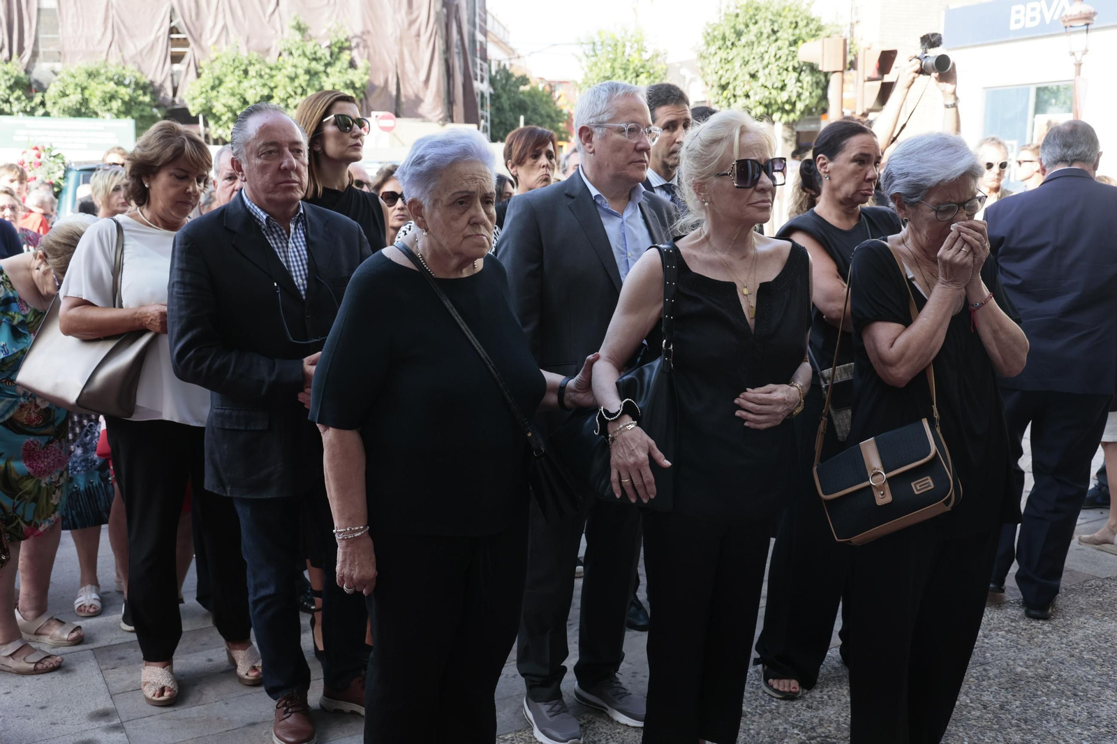 Las imágenes del entierro de Paco Camino