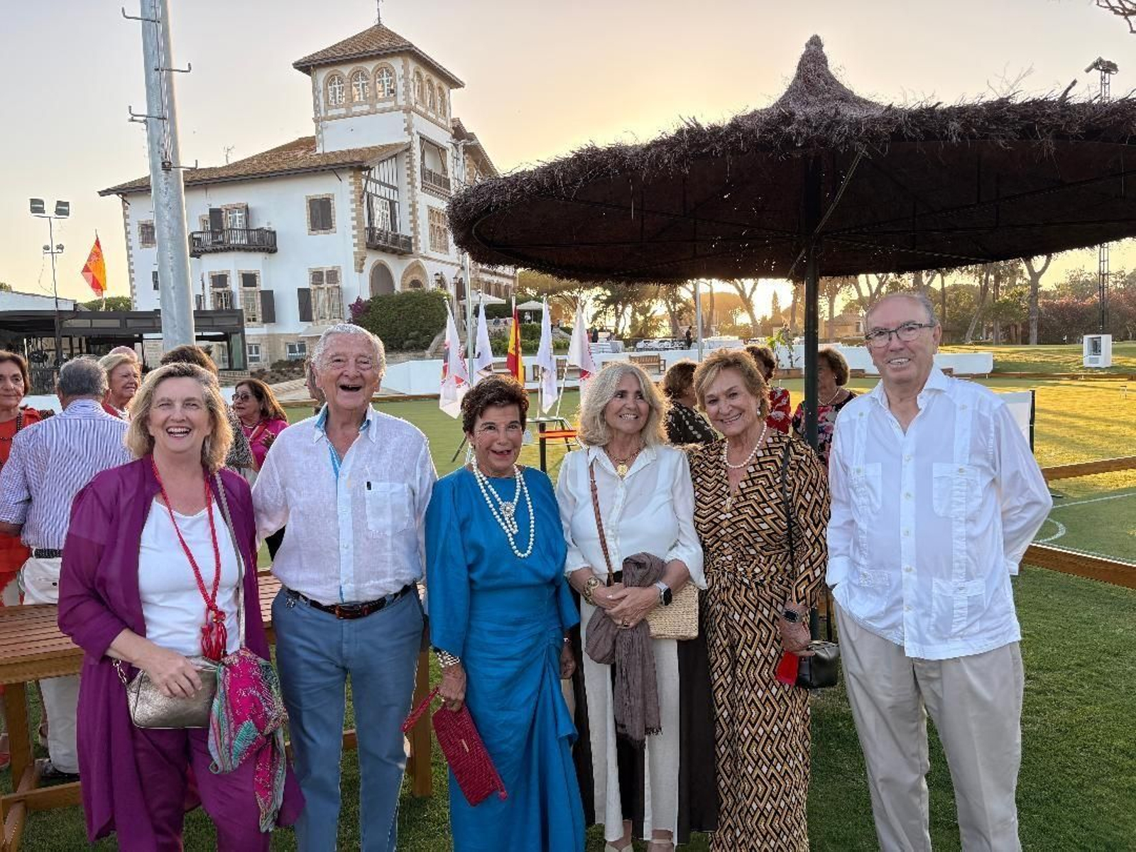 María José Osborne, Paco Pérea, Mariti Llorente, Inma Florido, Pilar Artesero y Domingo Renedo. María José Osborne, Paco Pérea, Mariti Llorente, Inma Florido, Pilar Artesero y Domingo Renedo.