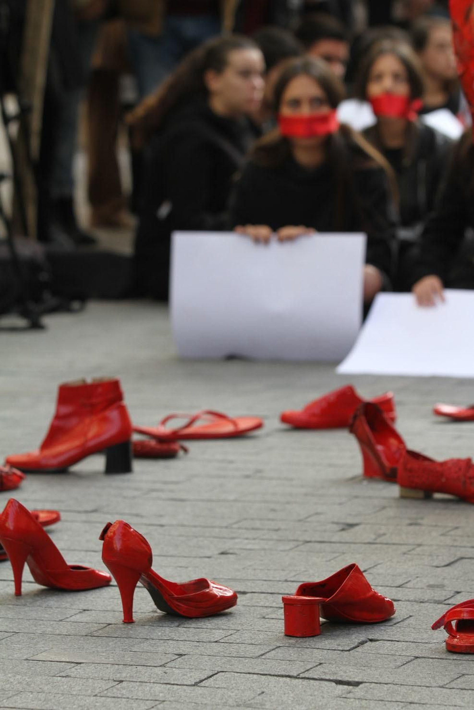 Lectura de manifiesto de violencia contra la mujer