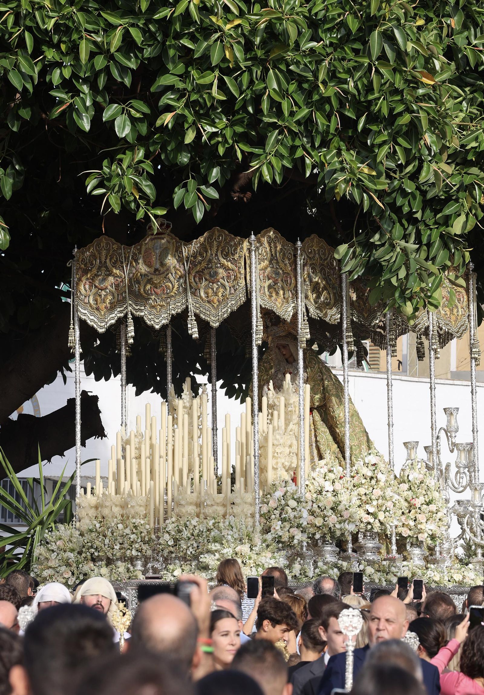 Salida extraordinaria de la Virgen del Amor