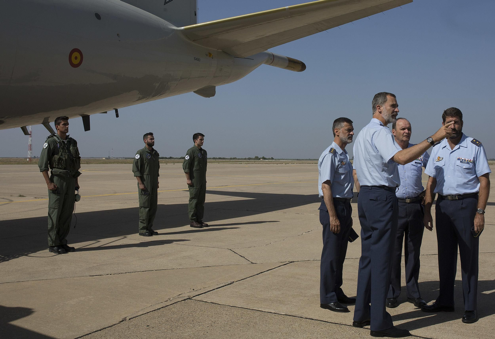 El rey Felipe VI visita la base de Morón