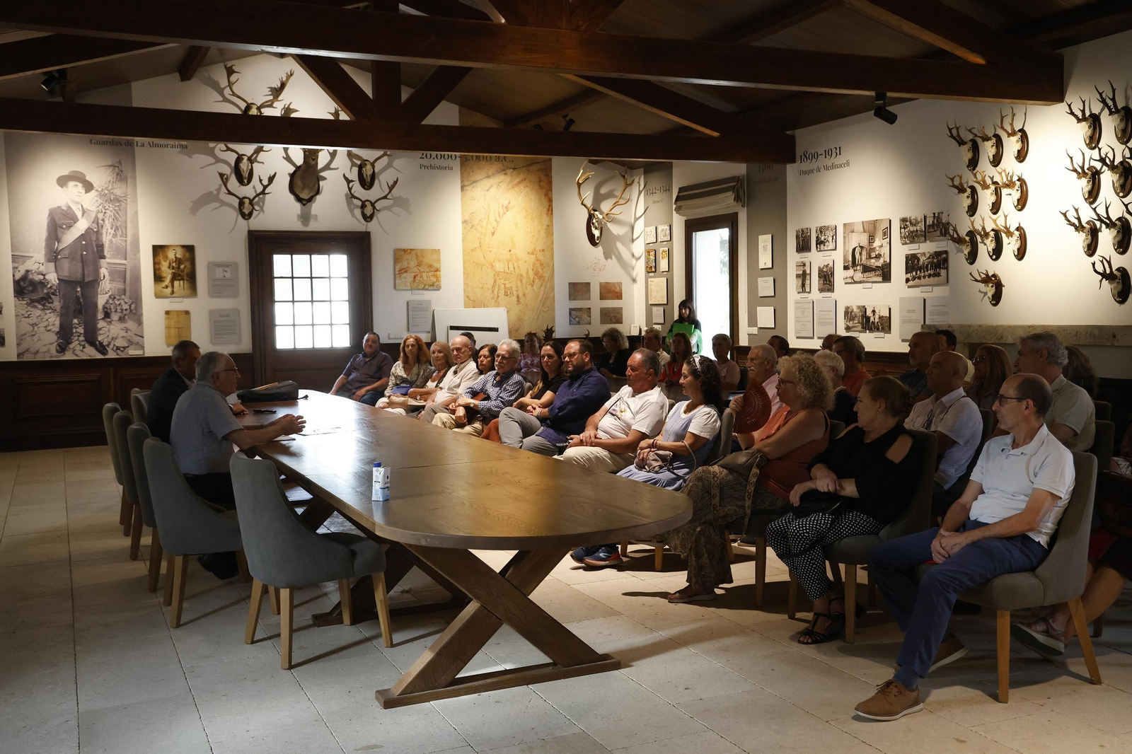 Las fotos de la presentación de "El Convento de la Almoraima, de Antonio Torremocha